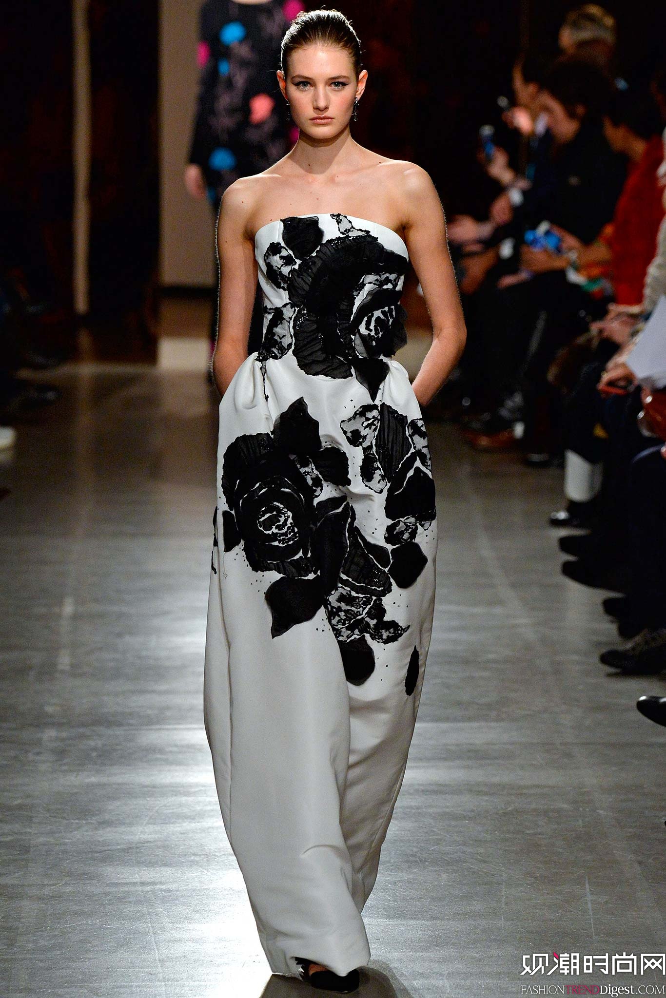 Oscar de la Renta 2015ﶬŮװϵиͼƬ