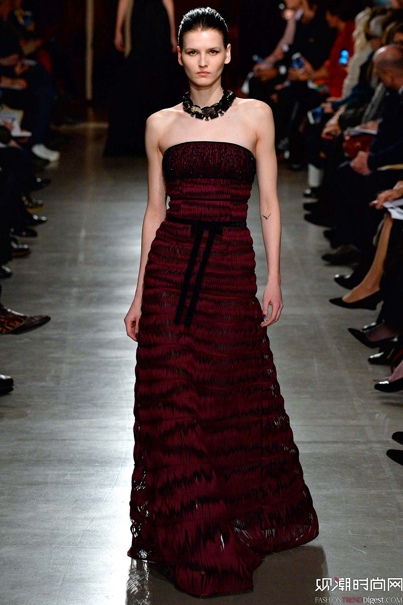 Oscar de la Renta 2015ﶬŮװϵиͼƬ