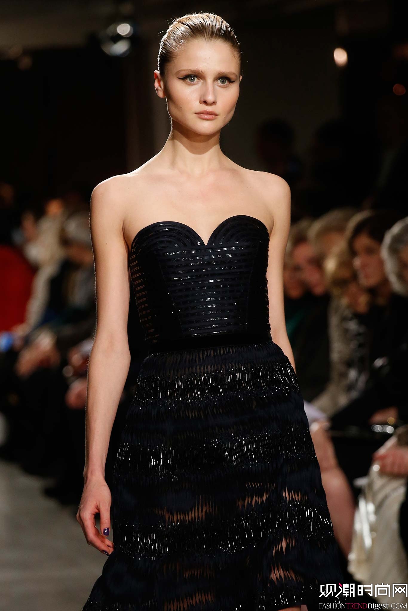 Oscar de la Renta 2015ﶬŮװϵиͼƬ