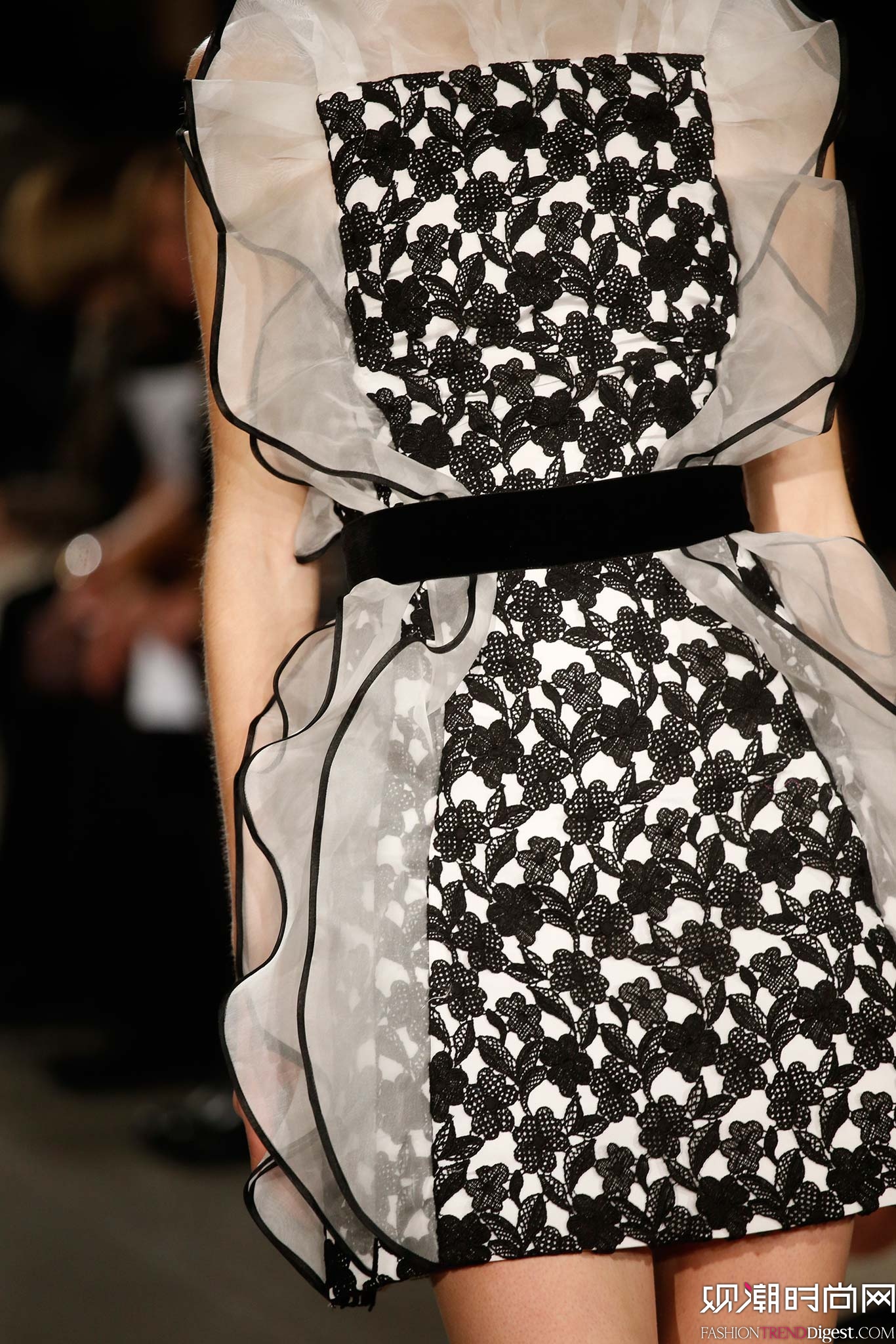 Oscar de la Renta 2015ﶬŮװϵиͼƬ