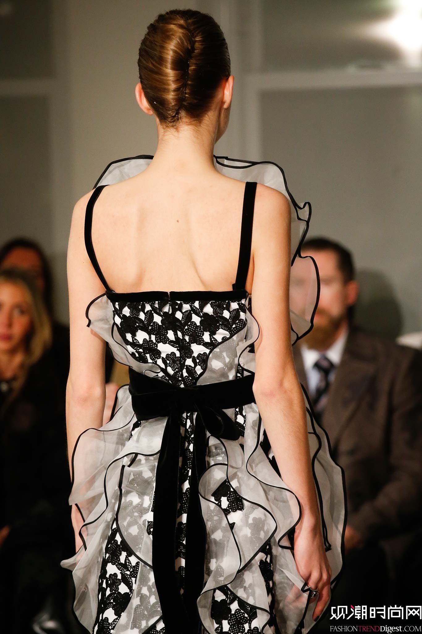 Oscar de la Renta 2015ﶬŮװϵиͼƬ