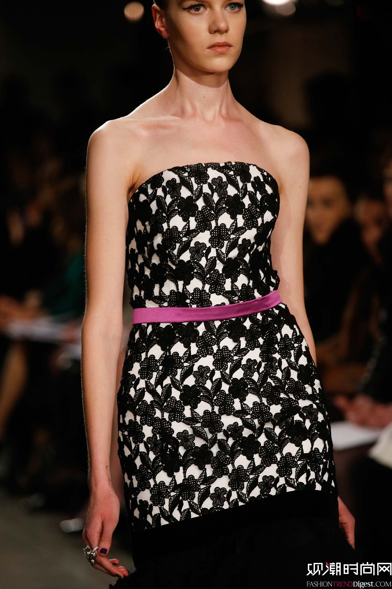 Oscar de la Renta 2015ﶬŮװϵиͼƬ