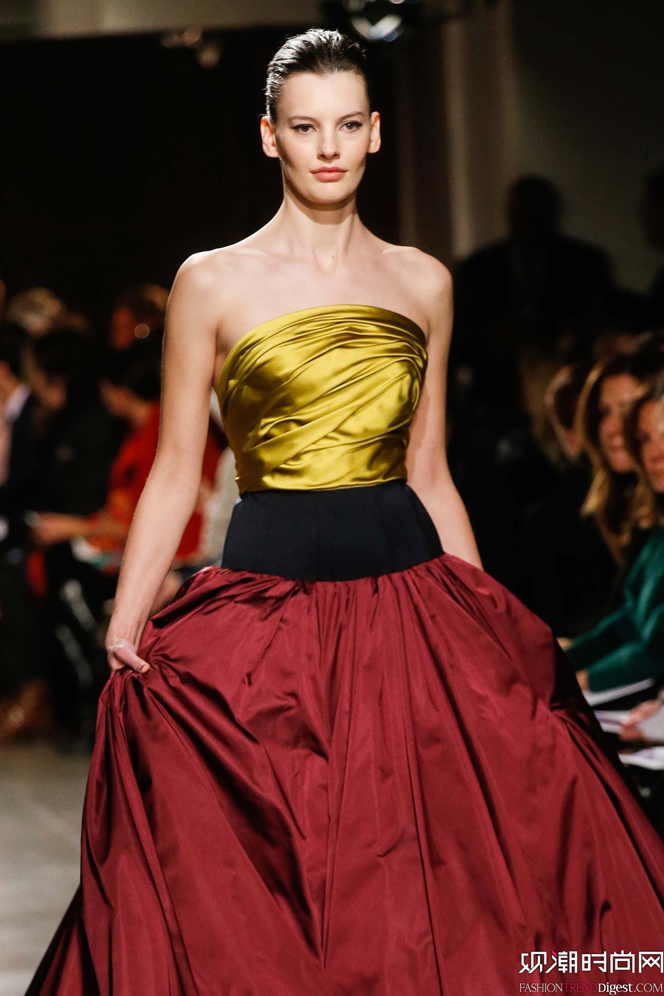 Oscar de la Renta 2015ﶬŮװϵиͼƬ