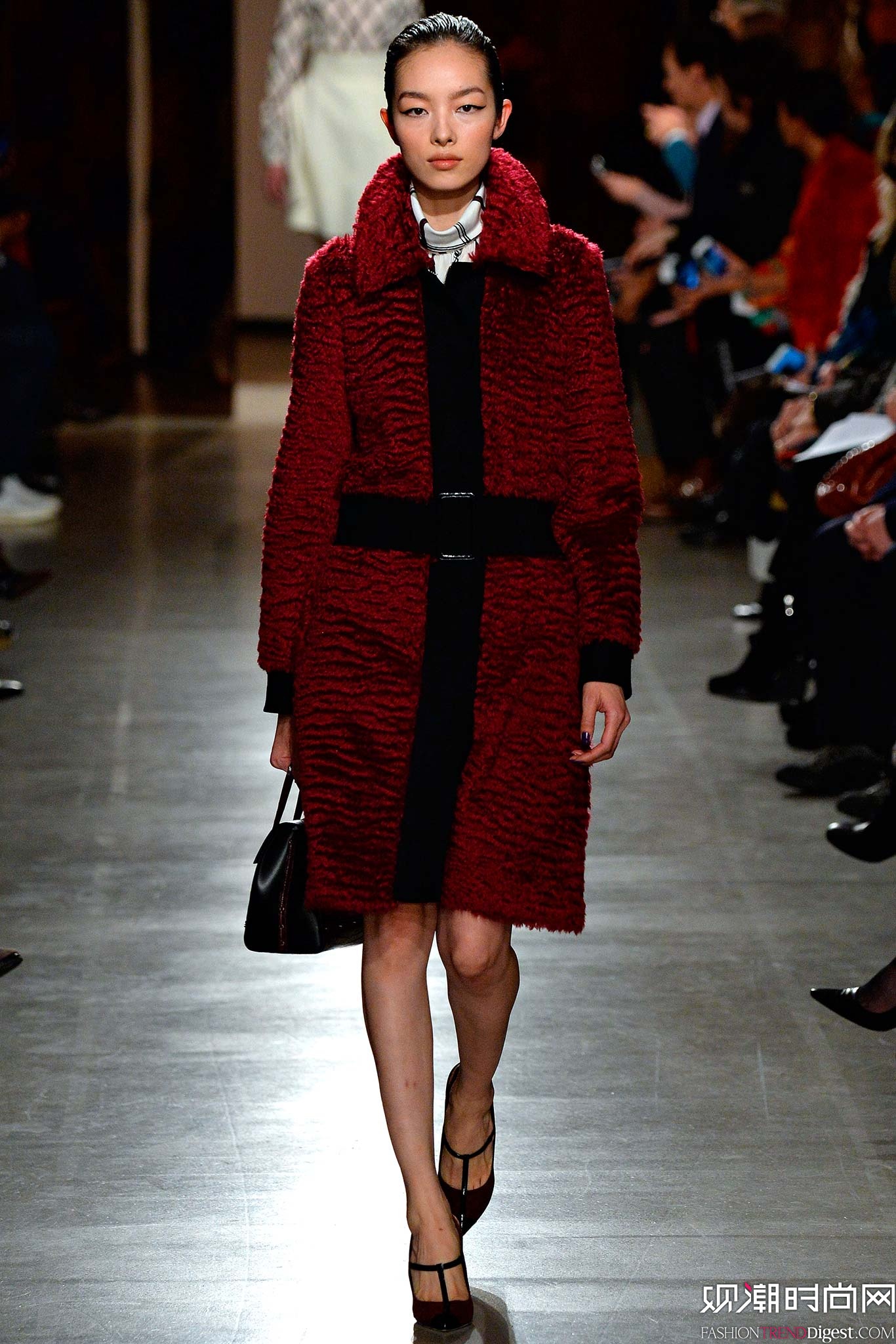 Oscar de la Renta 2015ﶬŮװϵиͼƬ