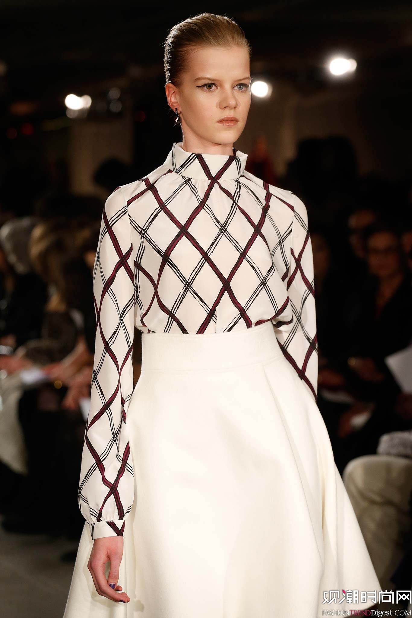 Oscar de la Renta 2015ﶬŮװϵиͼƬ