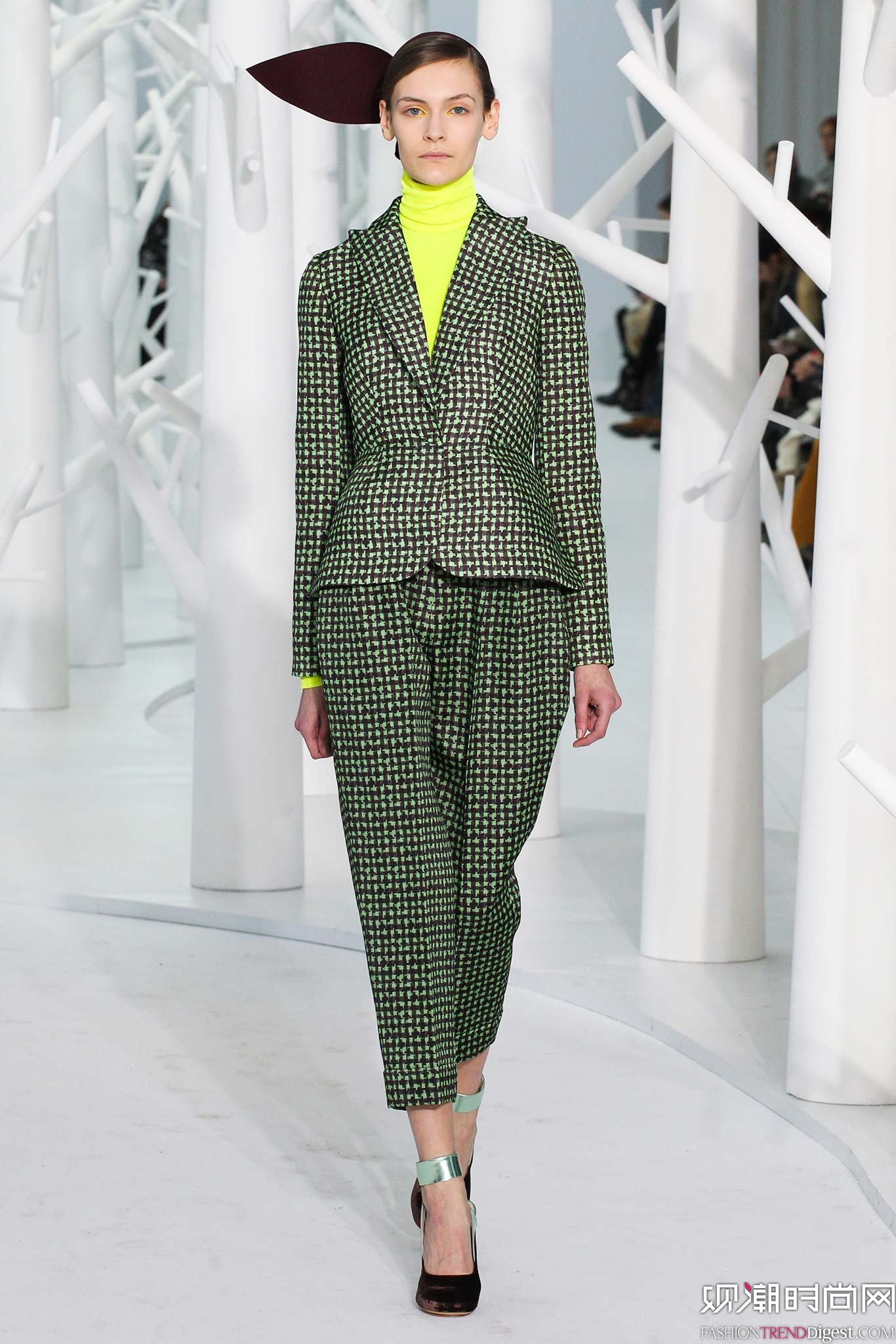 Delpozo 2015ﶬŮװϵиͼƬ