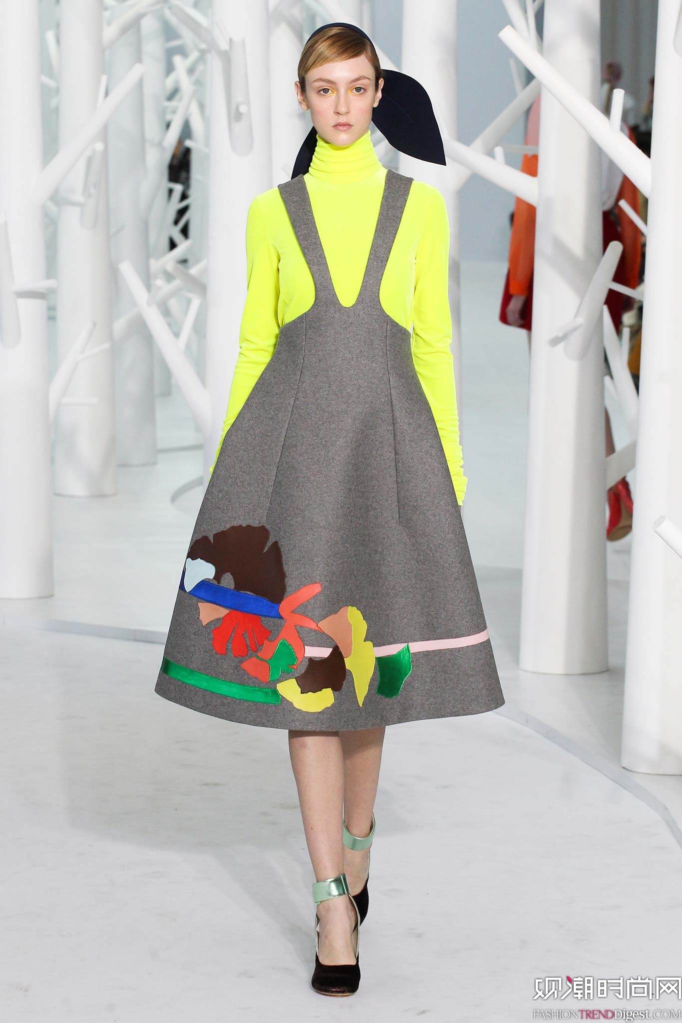 Delpozo 2015ﶬŮװϵиͼƬ