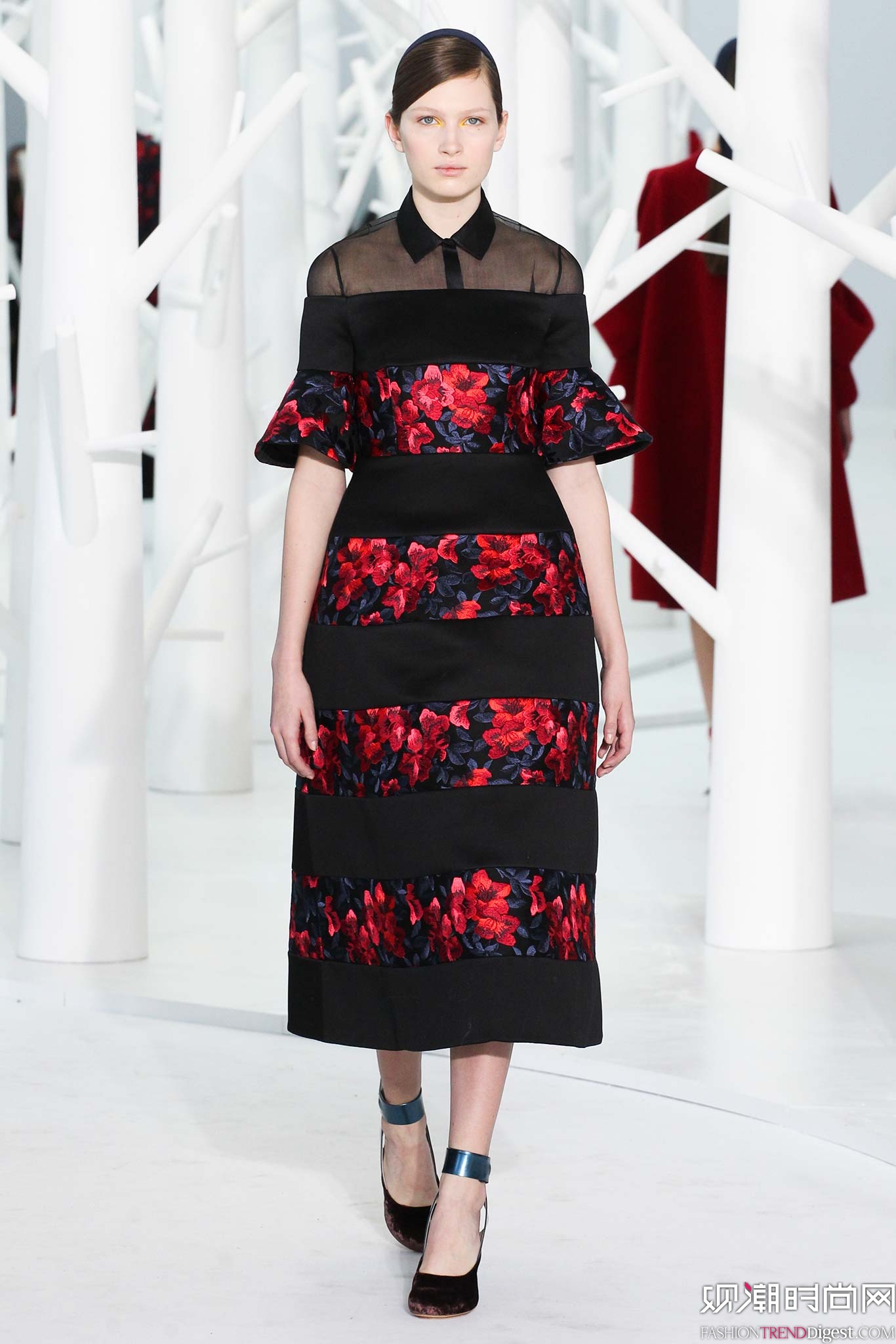 Delpozo 2015ﶬŮװϵиͼƬ