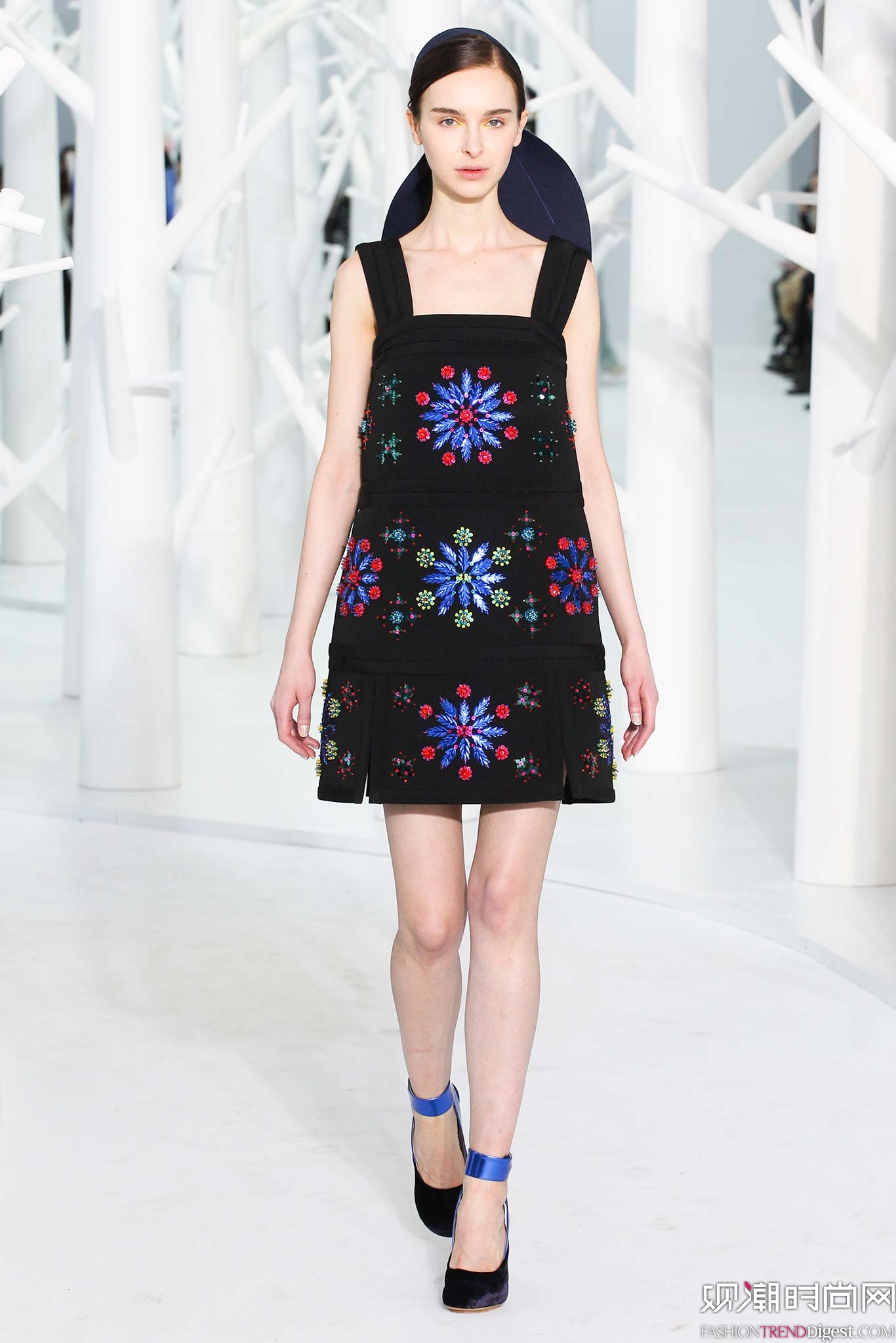 Delpozo 2015ﶬŮװϵиͼƬ