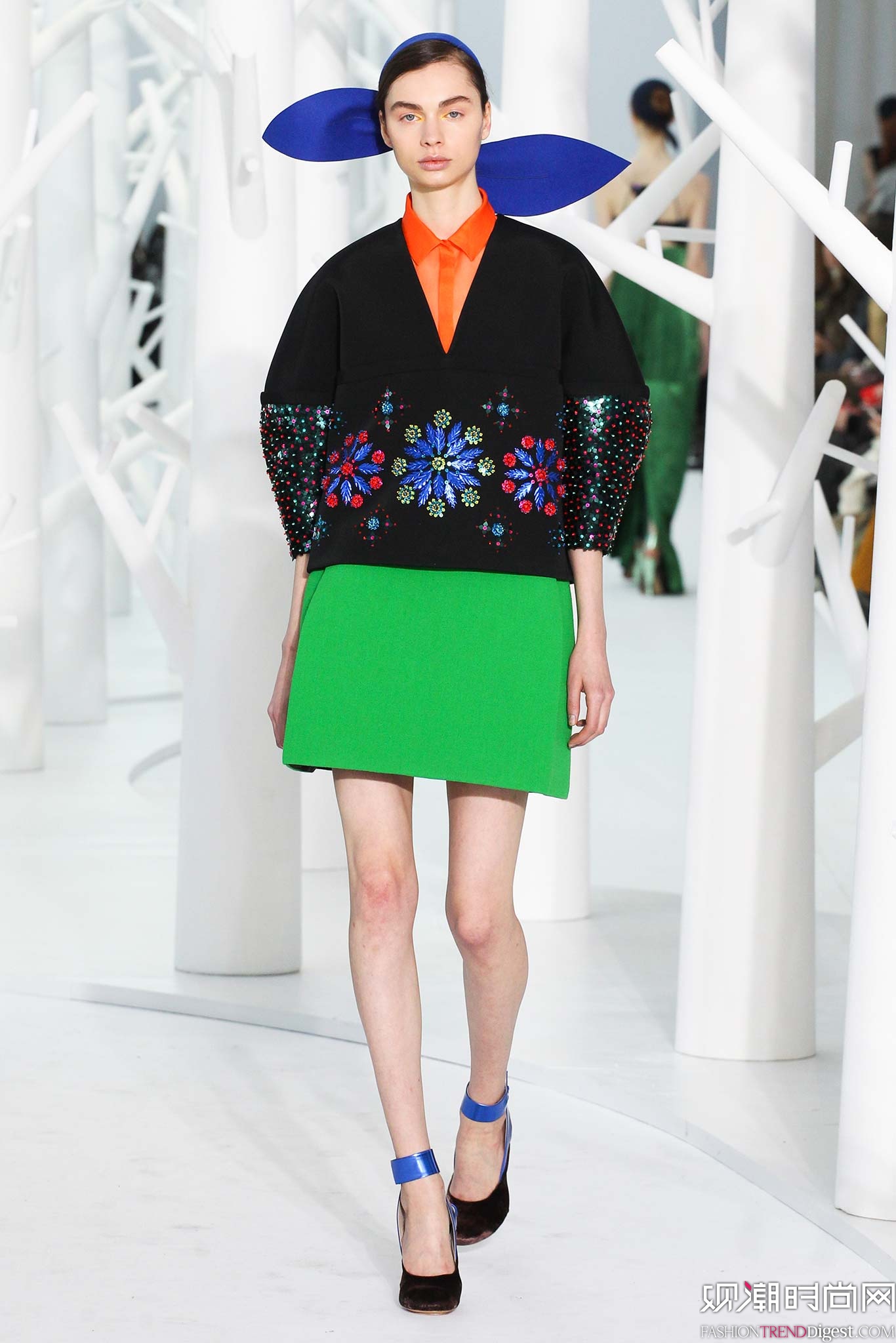 Delpozo 2015�ﶬŮװϵ�и���ͼƬ