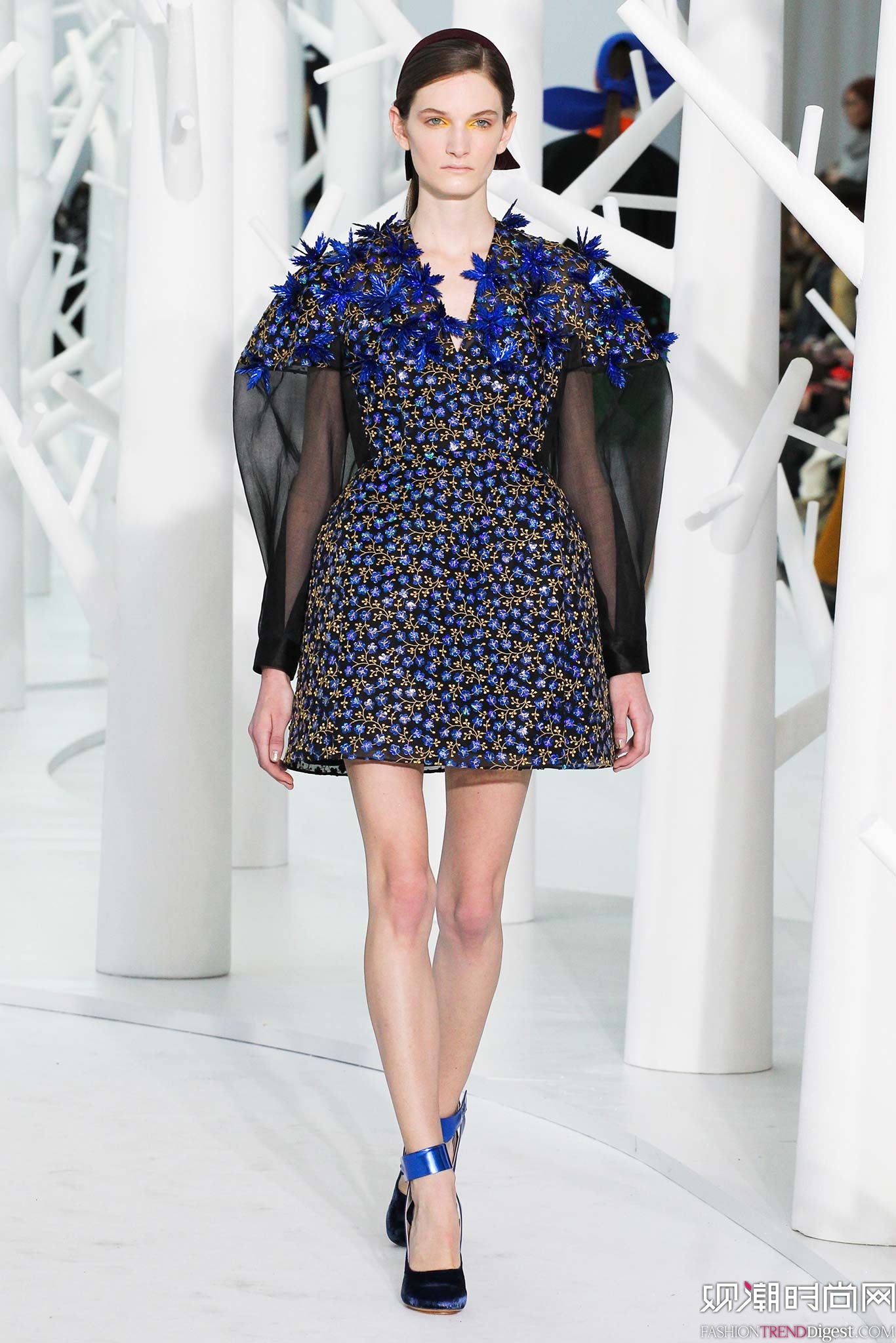 Delpozo 2015ﶬŮװϵиͼƬ