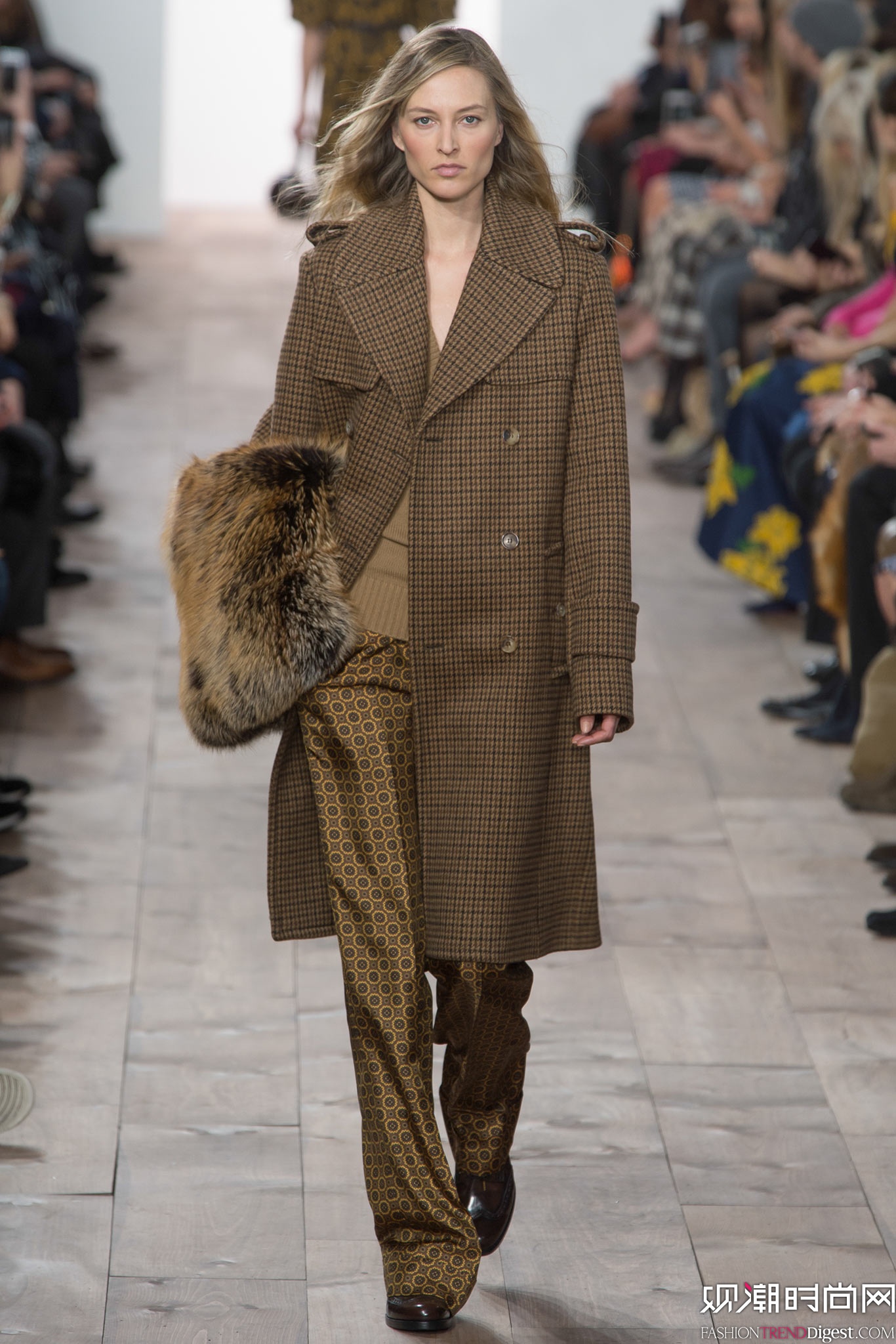 Michael Kors 2015�ﶬŮװϵ�и���ͼƬ