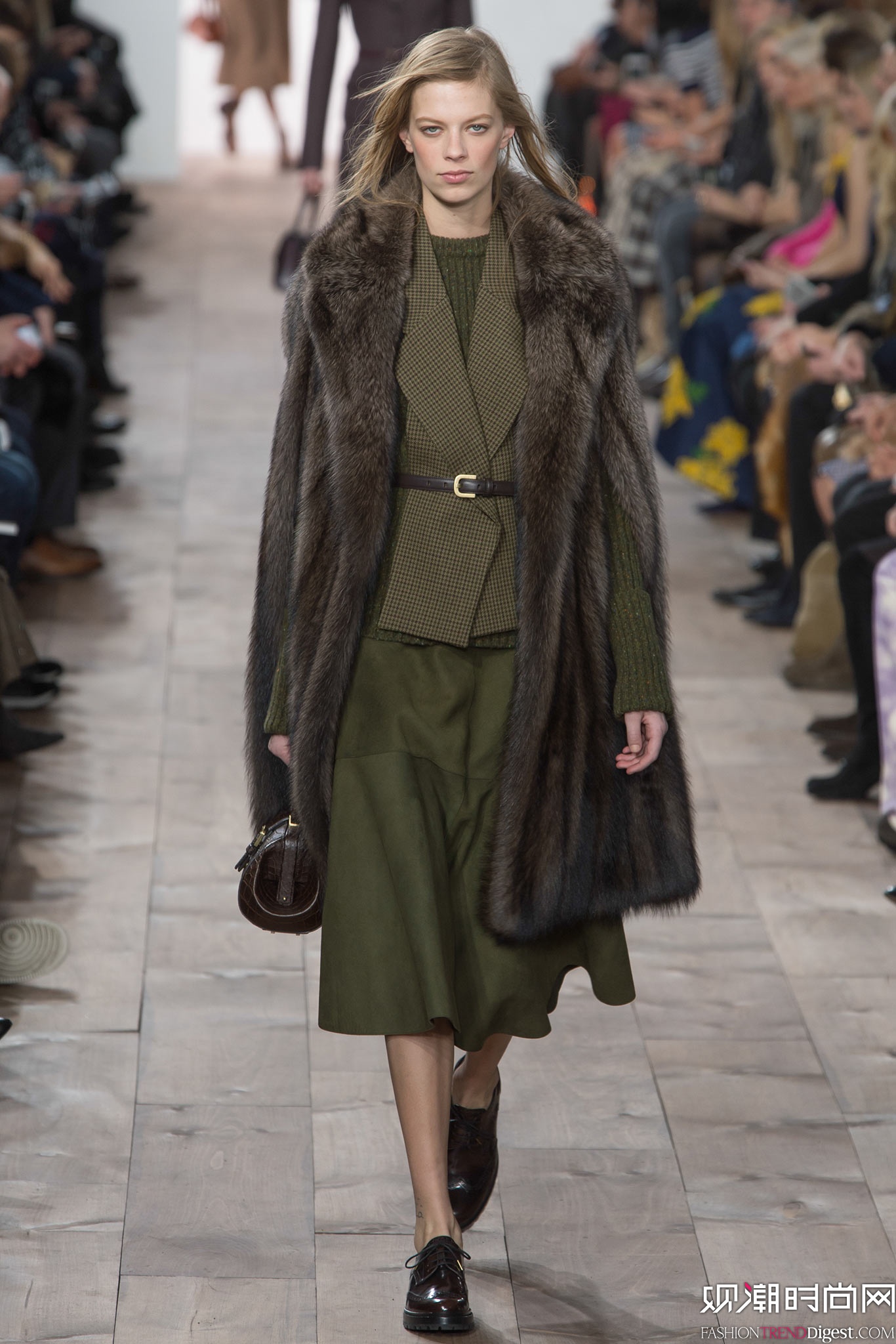 Michael Kors 2015�ﶬŮװϵ�и���ͼƬ