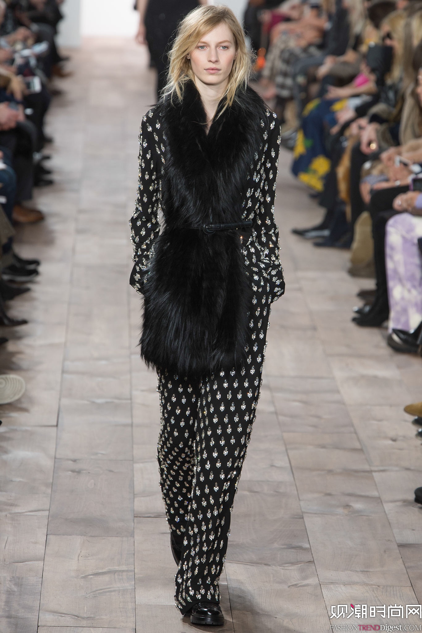 Michael Kors 2015�ﶬŮװϵ�и���ͼƬ
