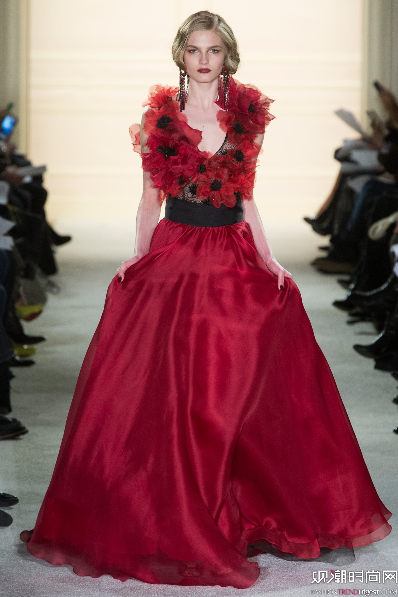 Marchesa 2015ﶬŮbϵиDƬ