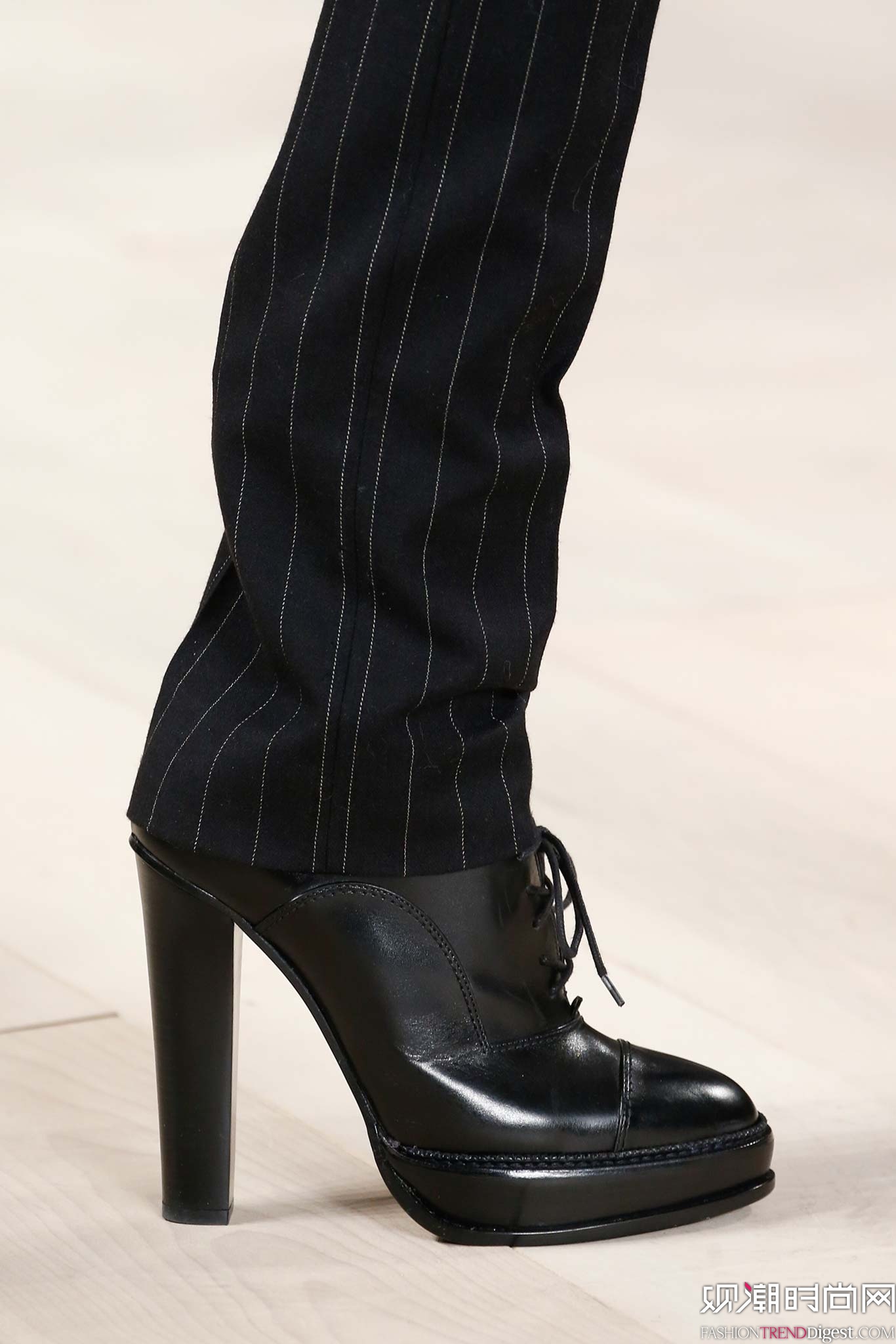 Ralph Lauren 2015�ﶬŮװϵ�и���ͼƬ