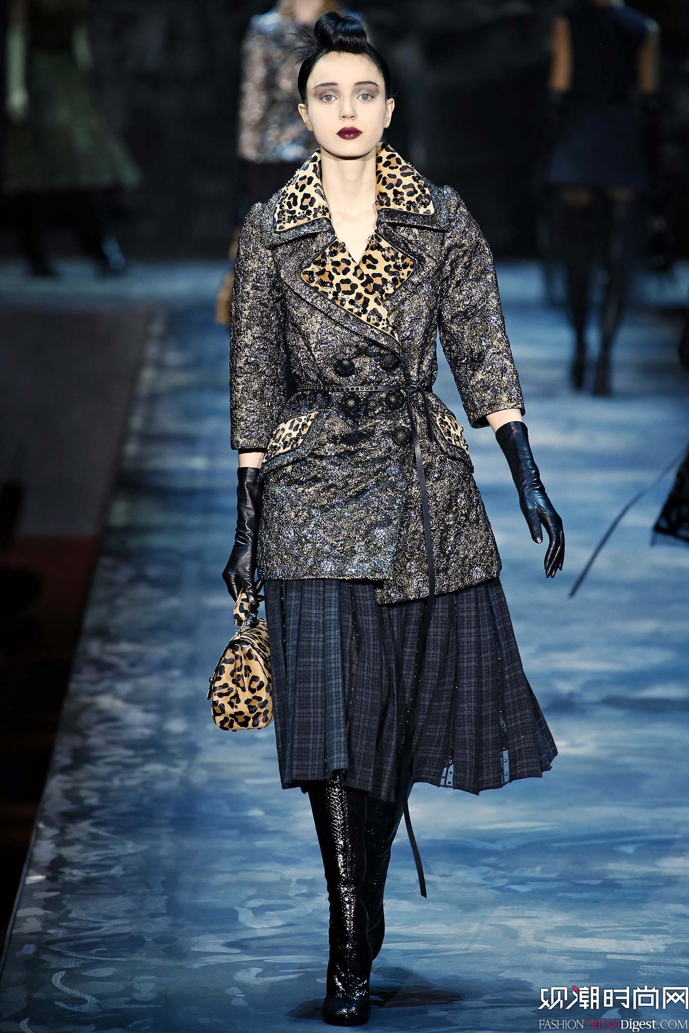 Marc Jacobs 2015ﶬŮװϵиͼƬ