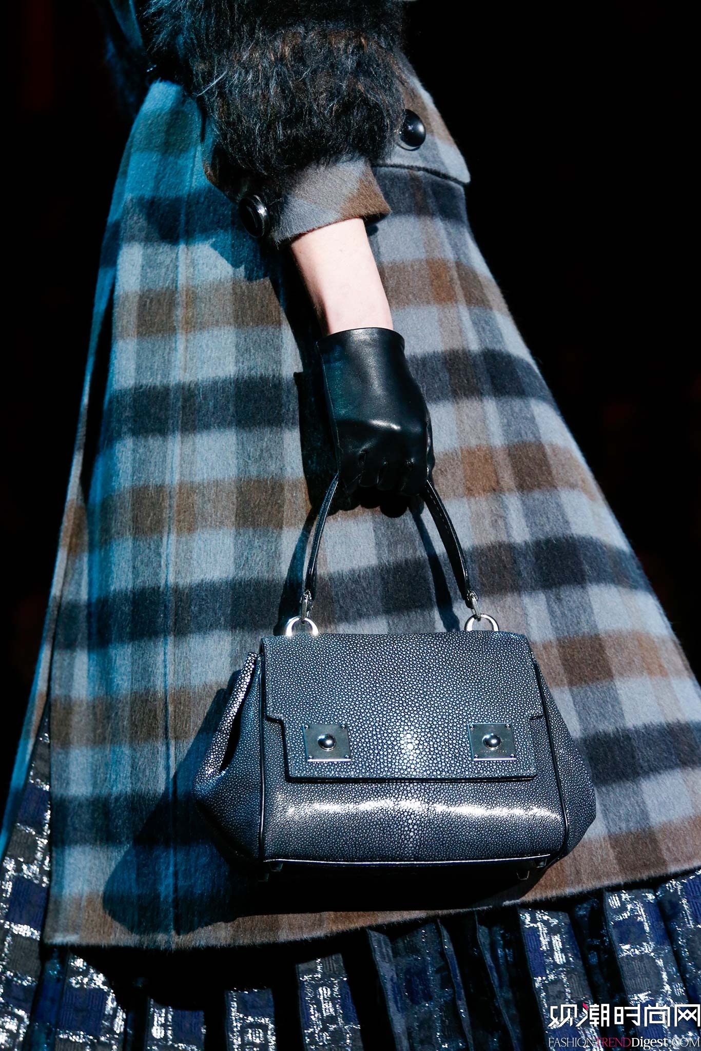 Marc Jacobs 2015ﶬŮװϵиͼƬ