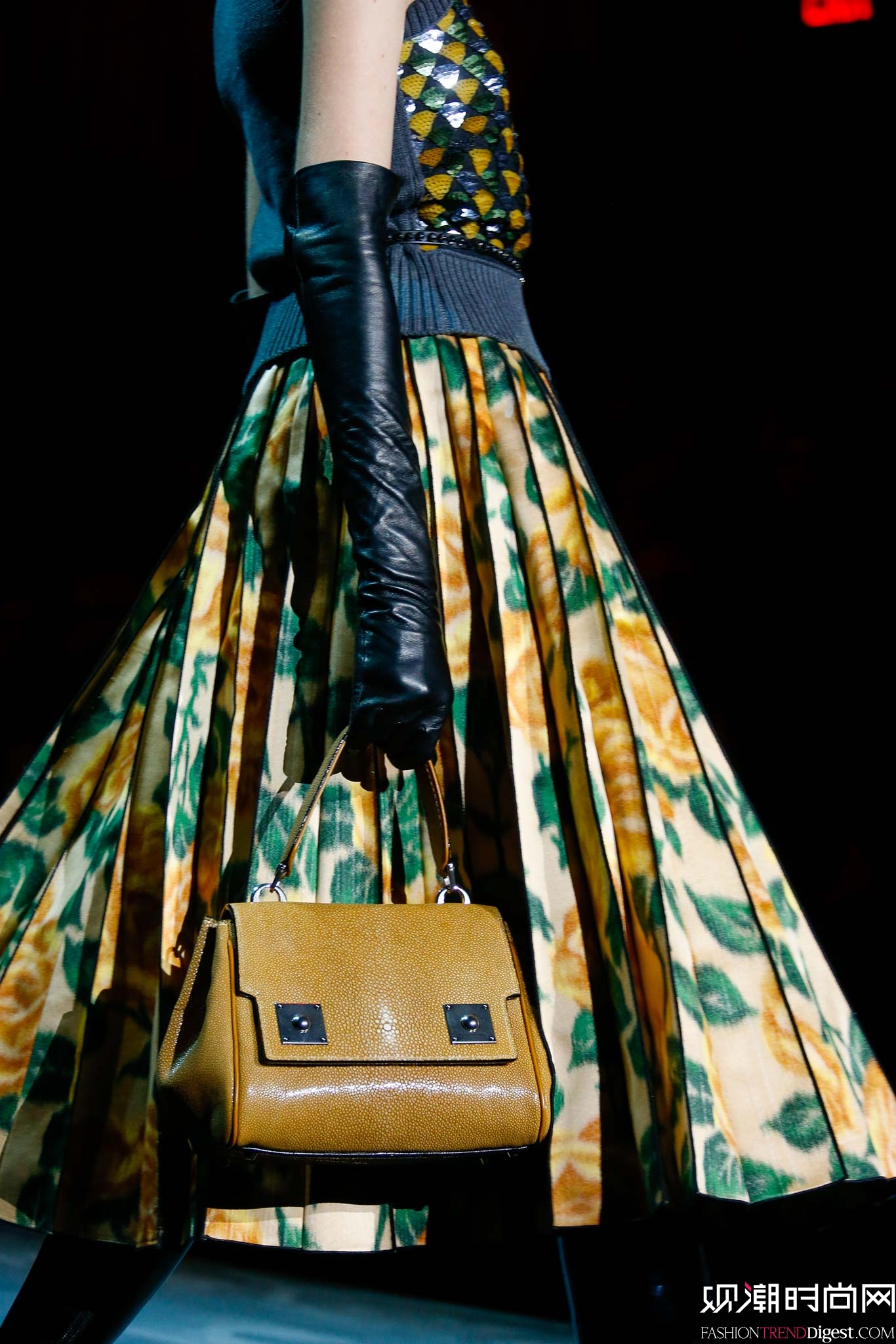 Marc Jacobs 2015ﶬŮװϵиͼƬ