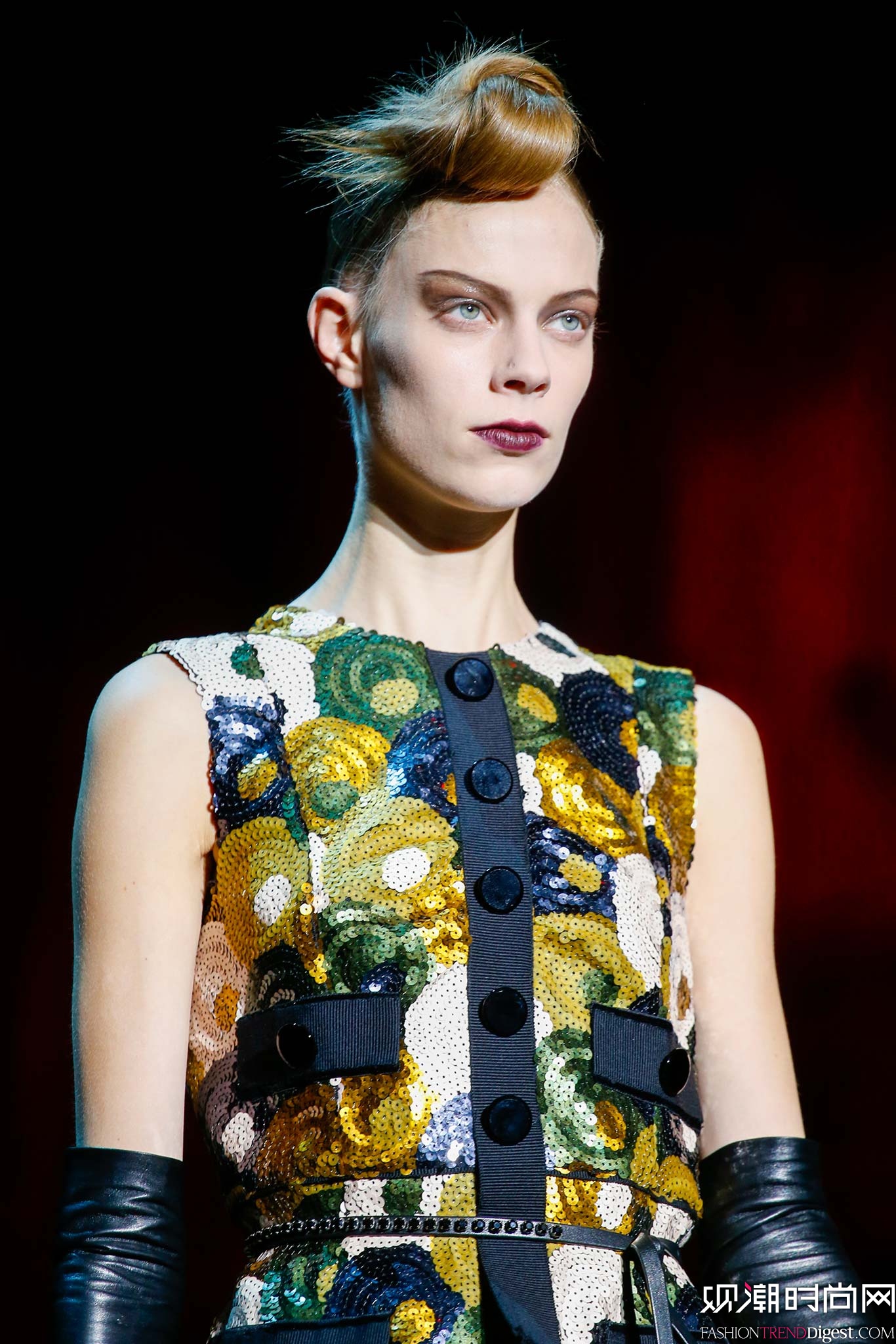 Marc Jacobs 2015ﶬŮװϵиͼƬ