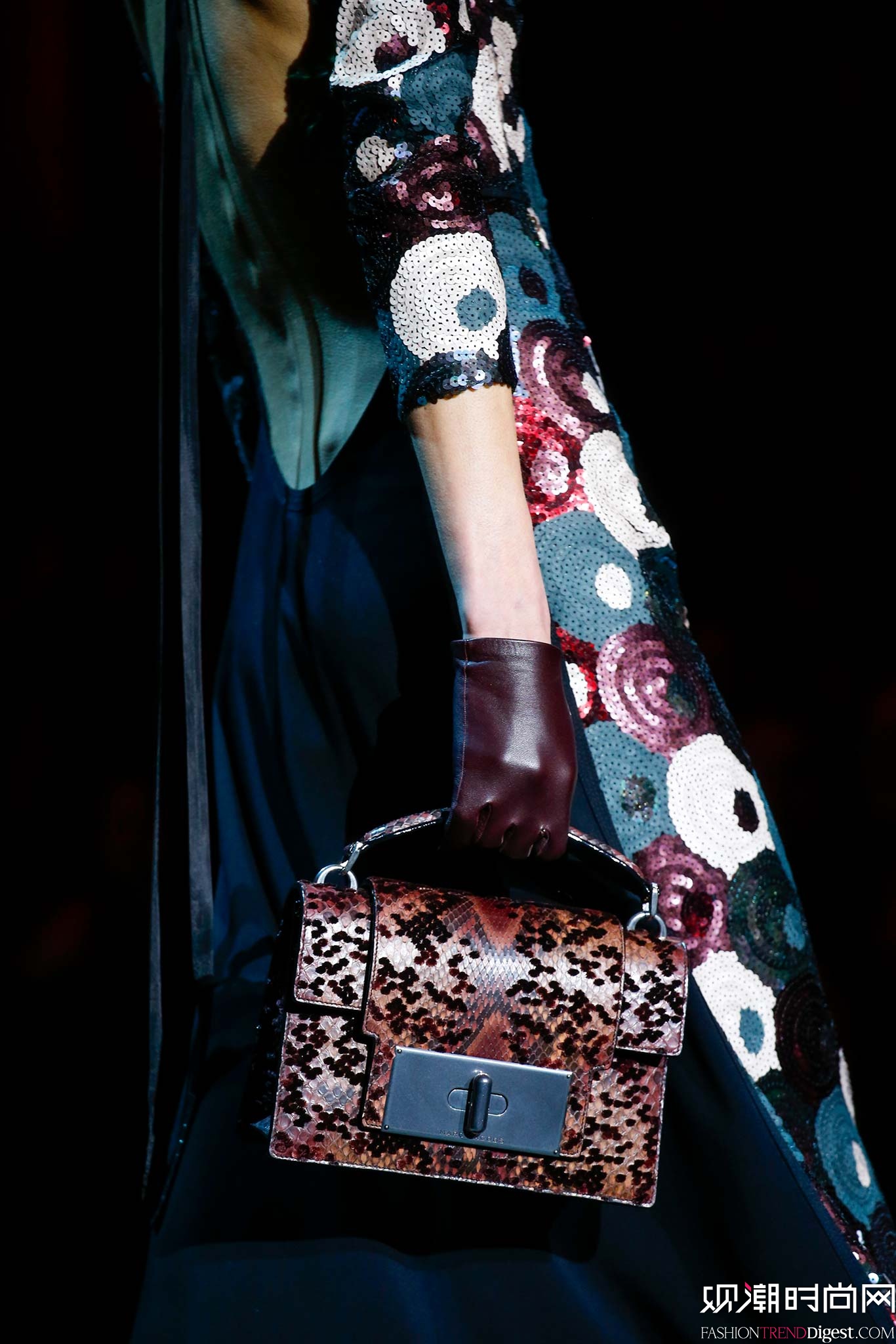 Marc Jacobs 2015ﶬŮװϵиͼƬ