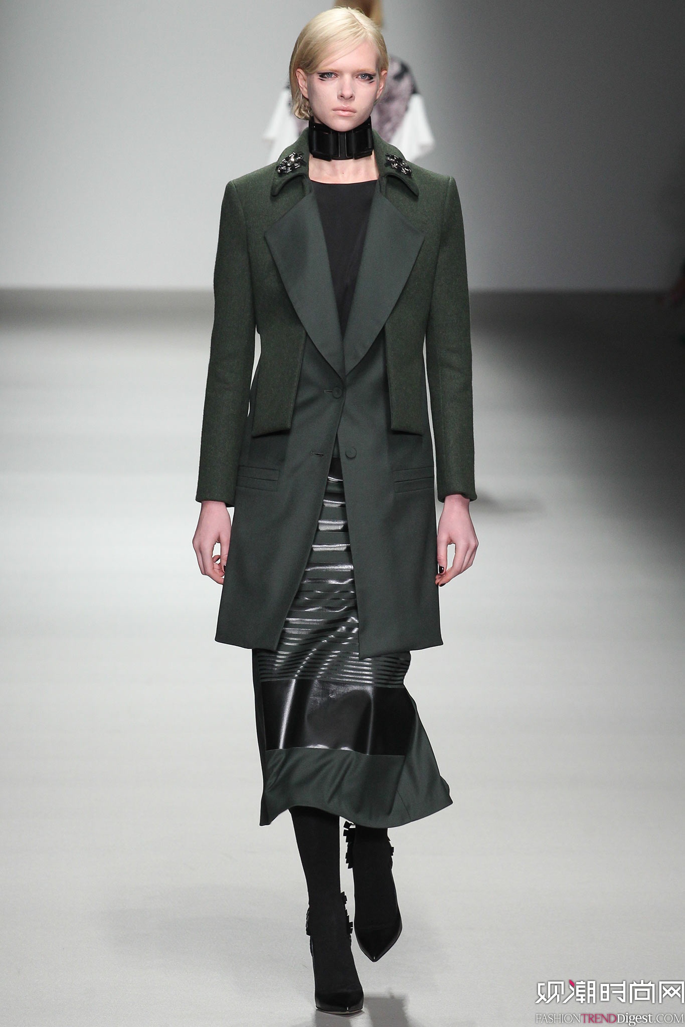 Jean-Pierre Braganza 2015ﶬŮװϵиͼƬ