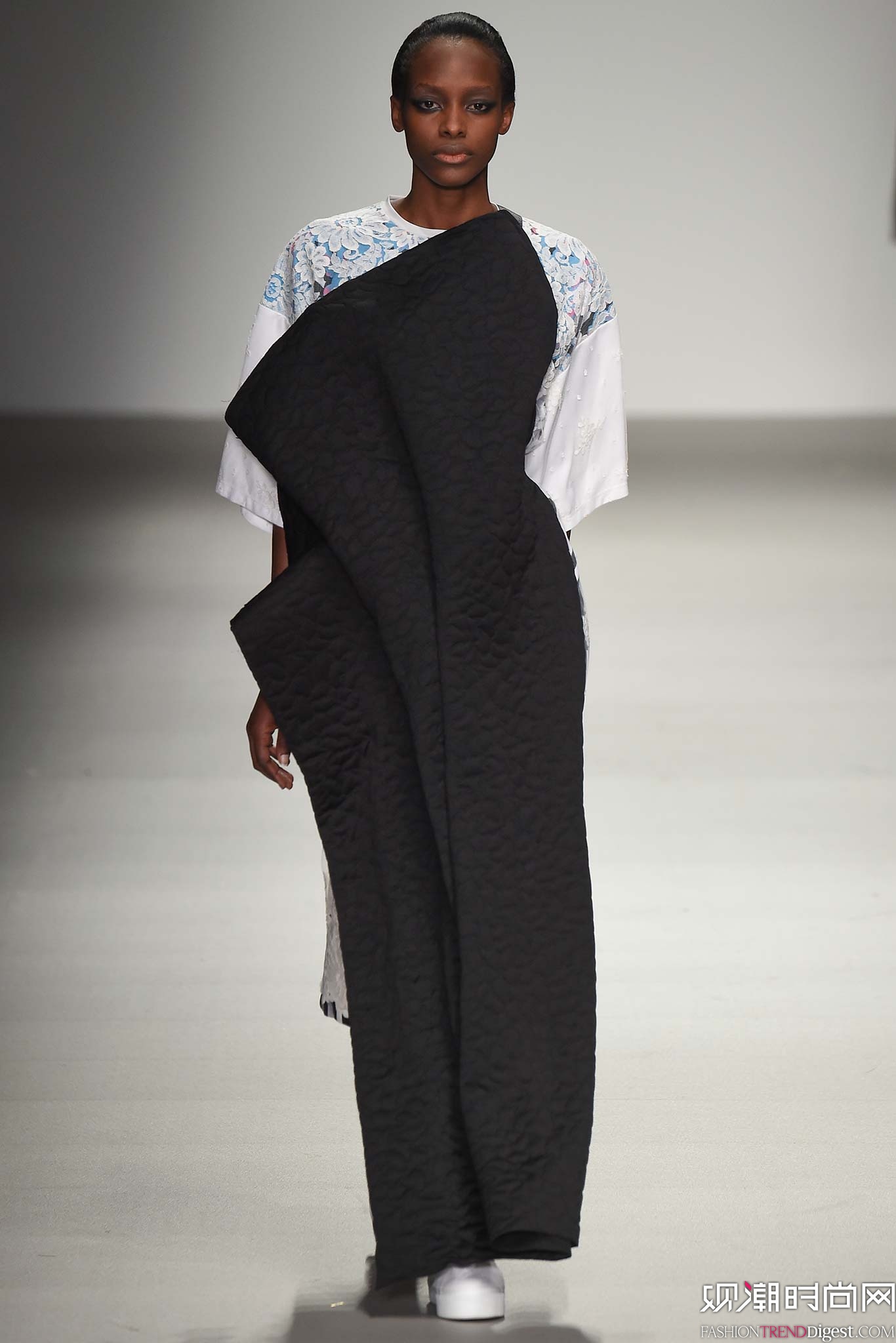 Central Saint Martins 2015ﶬϵиͼƬ