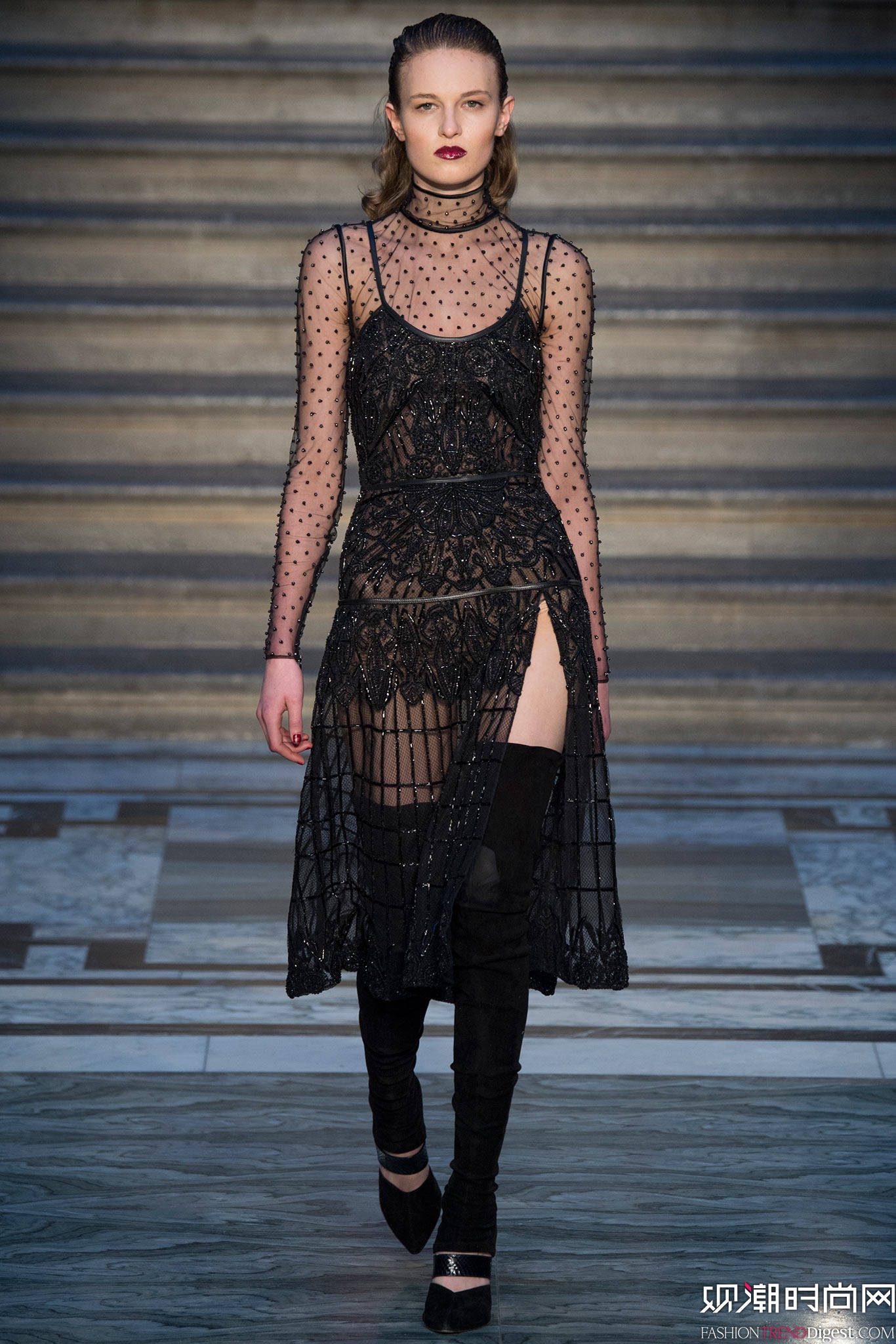 Julien Macdonald 2015ﶬŮװϵиͼƬ