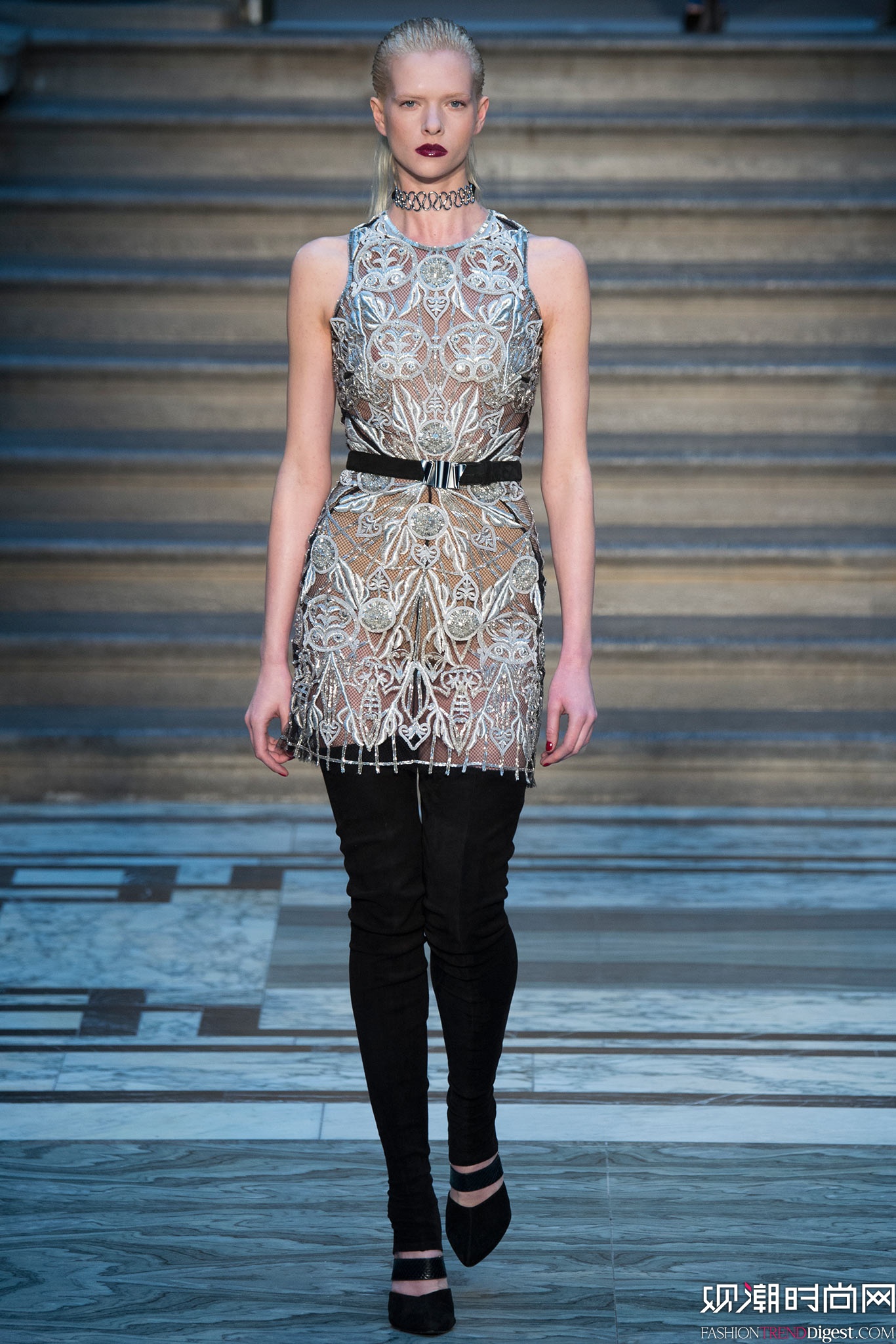 Julien Macdonald 2015ﶬŮװϵиͼƬ