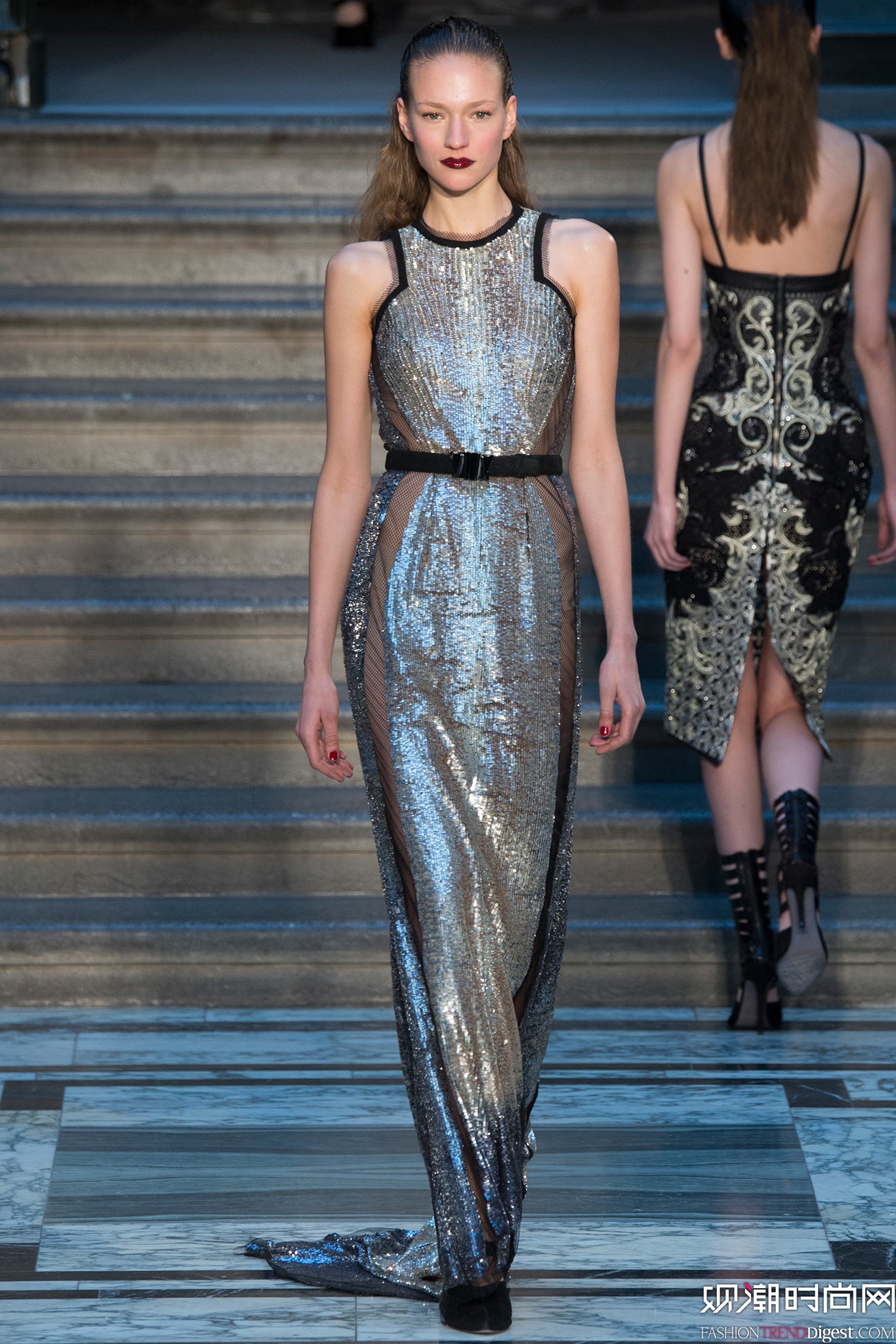 Julien Macdonald 2015ﶬŮװϵиͼƬ