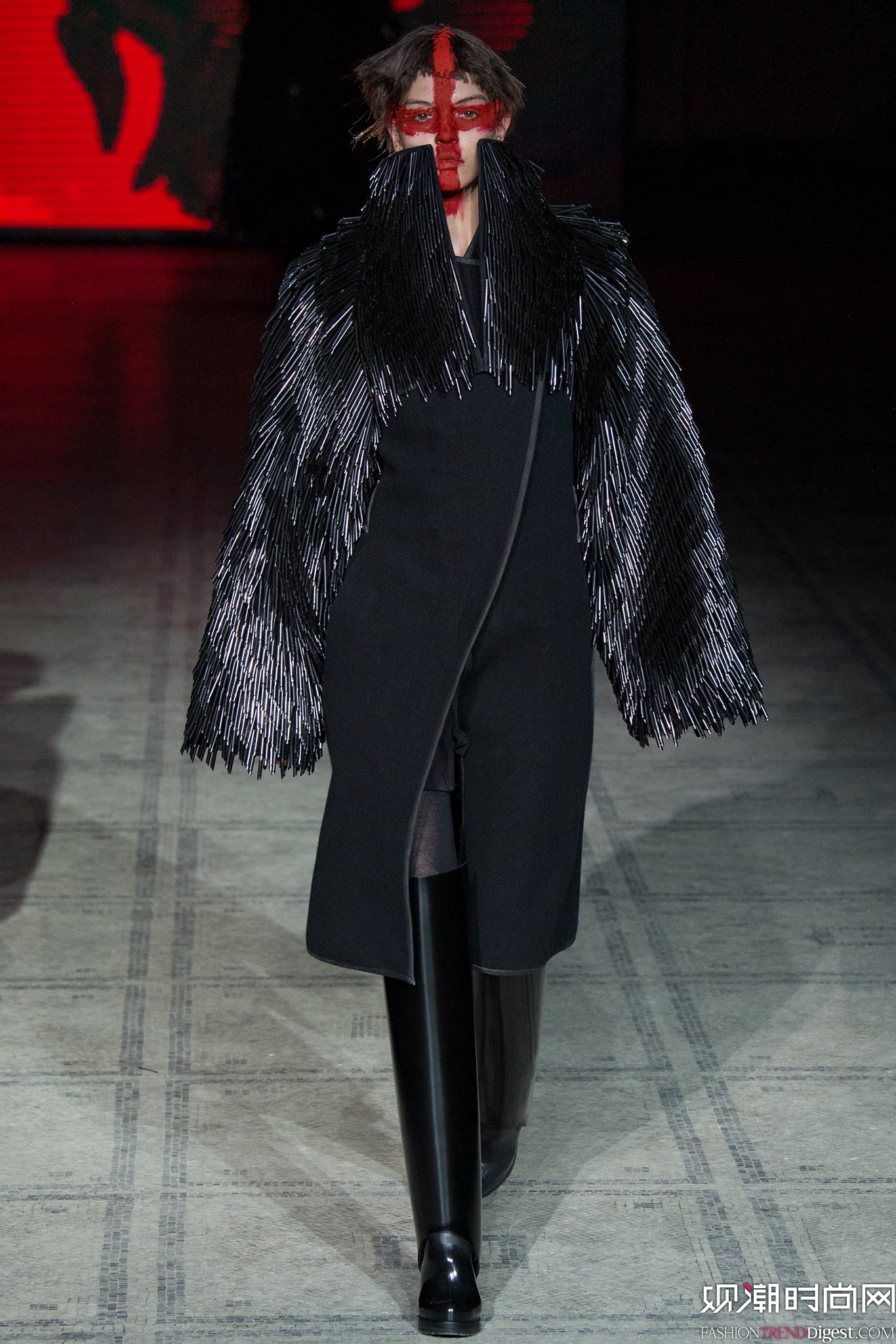 Gareth Pugh 2015ﶬʱװϵ㳡ͼƬ