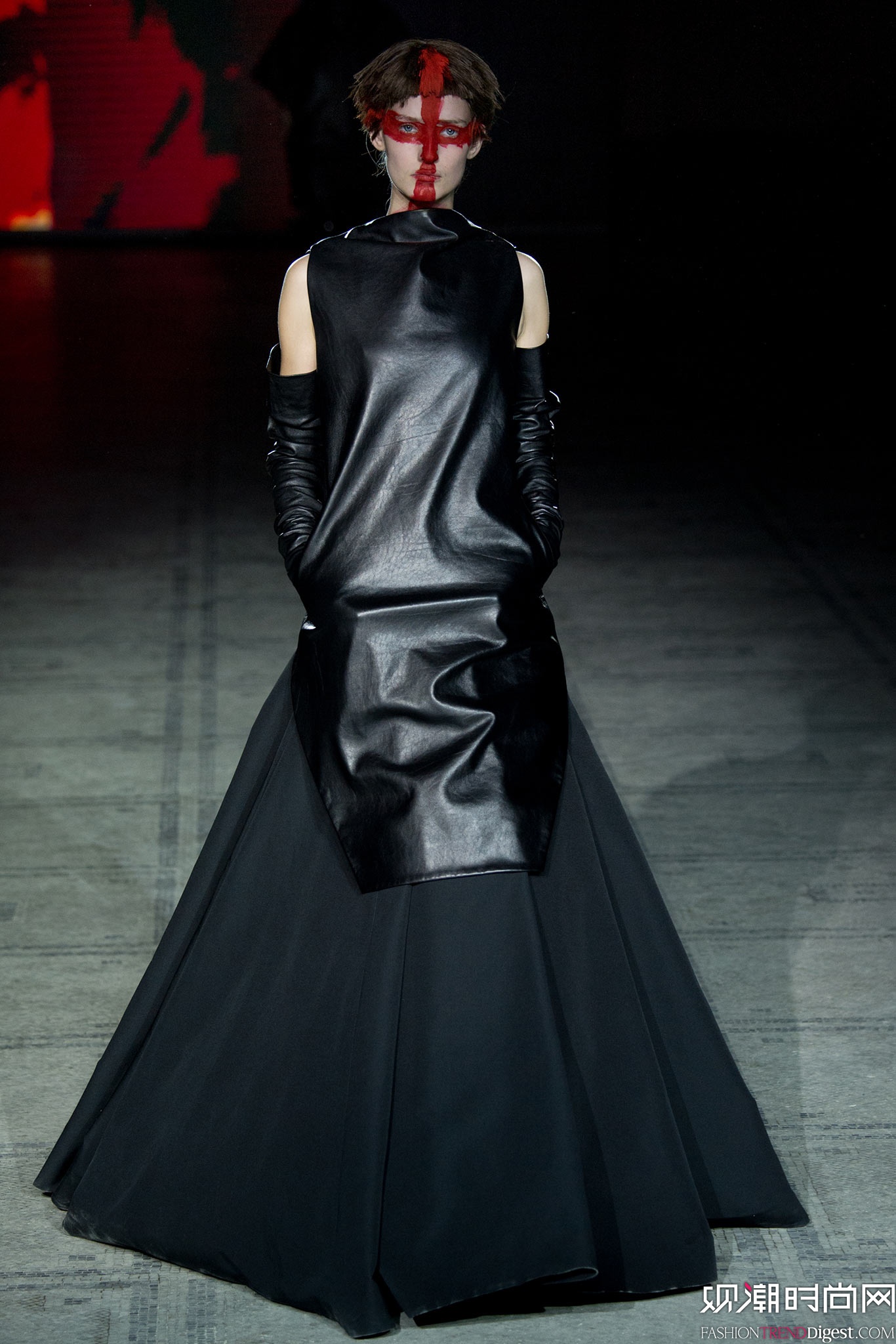 Gareth Pugh 2015ﶬʱװϵ㳡ͼƬ