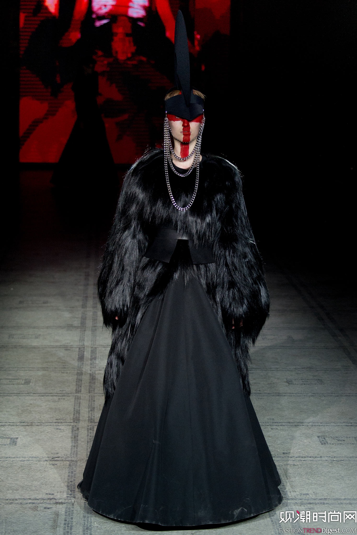 Gareth Pugh 2015ﶬʱװϵ㳡ͼƬ