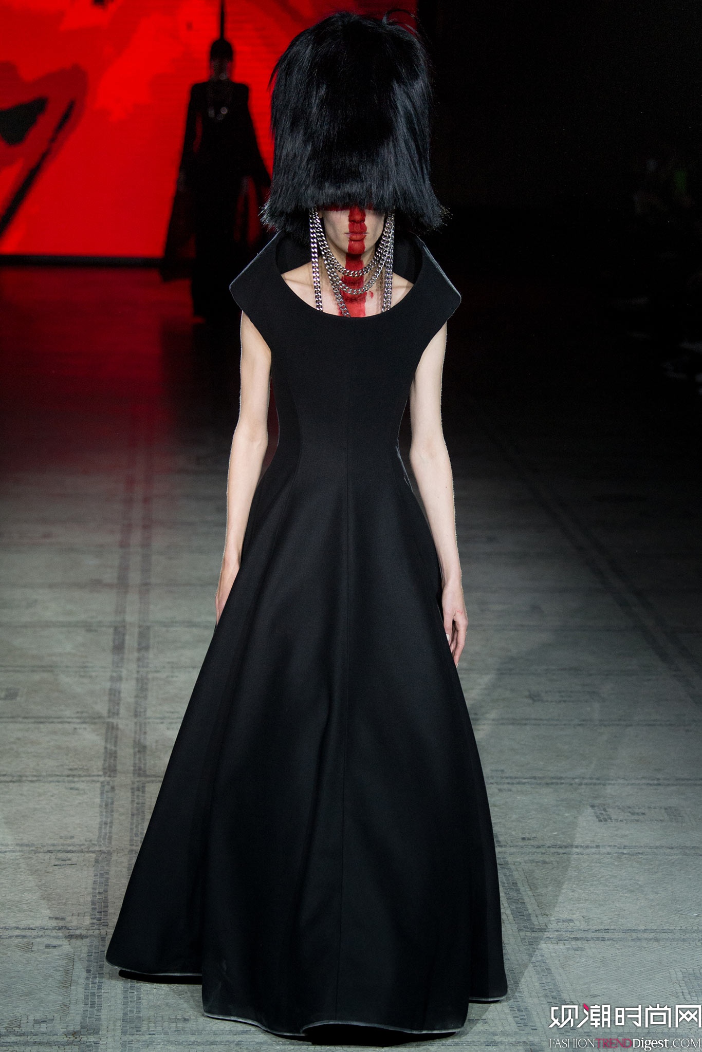 Gareth Pugh 2015ﶬʱװϵ㳡ͼƬ