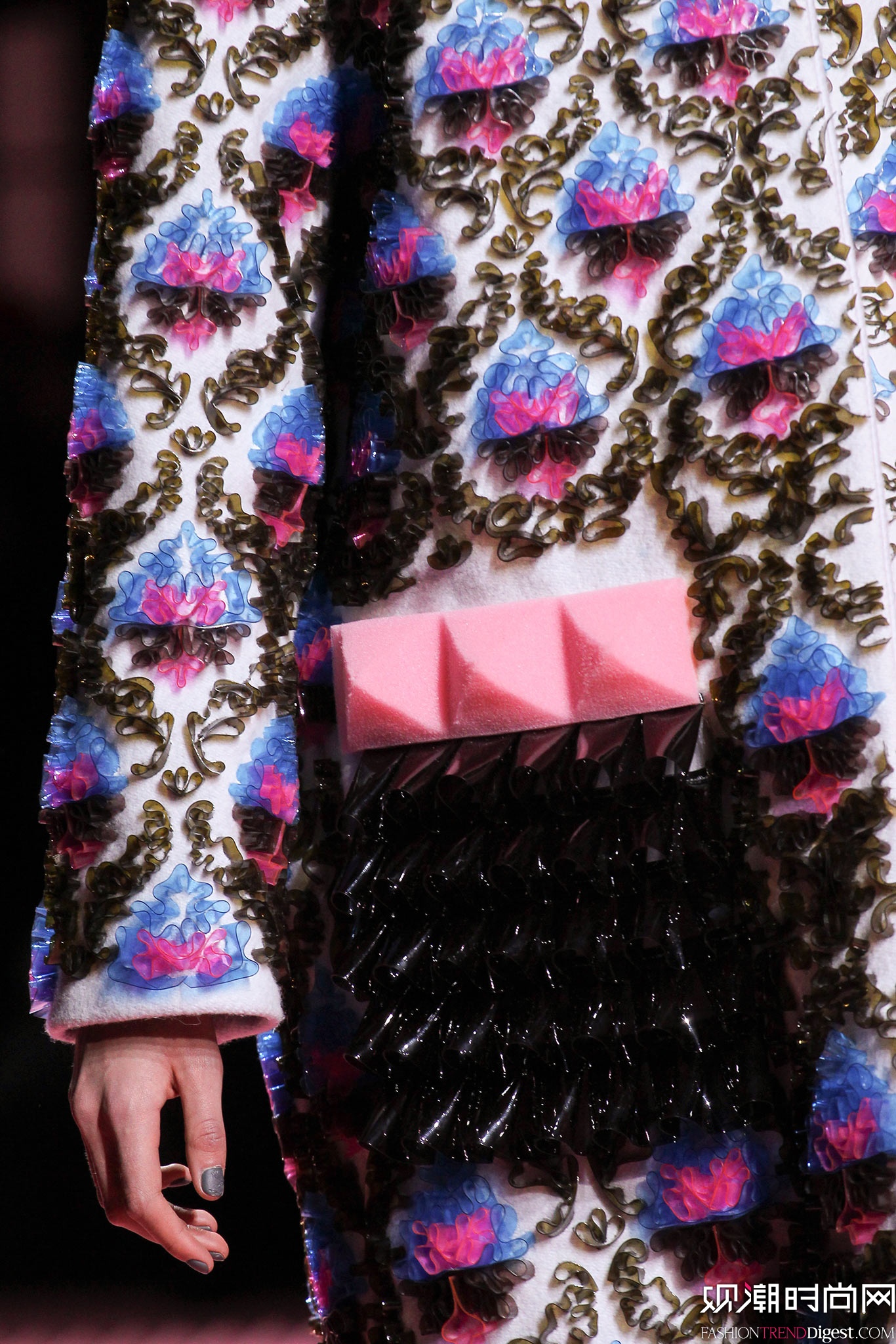 Mary Katrantzou 2015ﶬrbϵDƬ