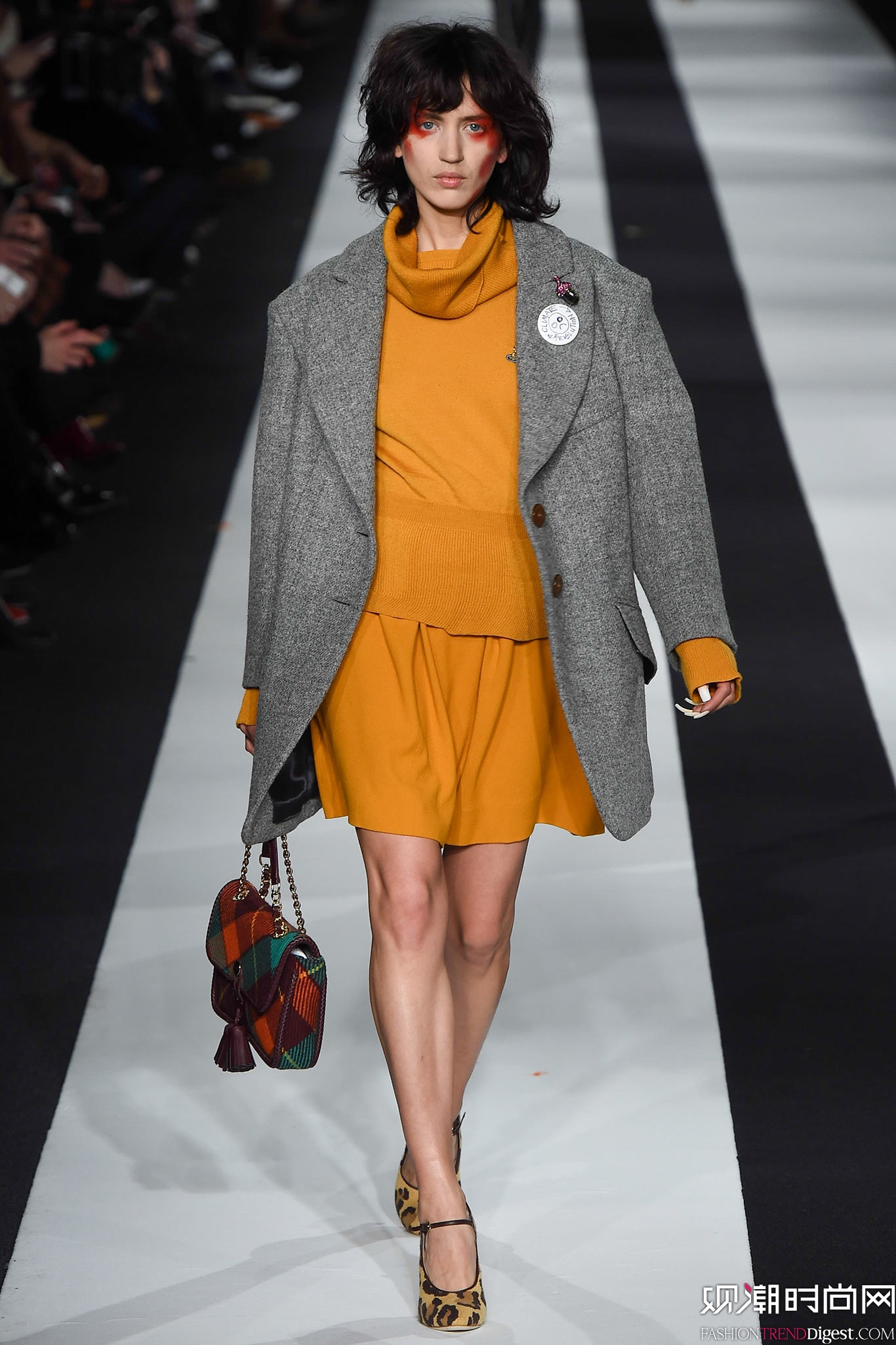 Vivienne Westwood Red Label 2015ﶬʱװϵ㳡ͼƬ