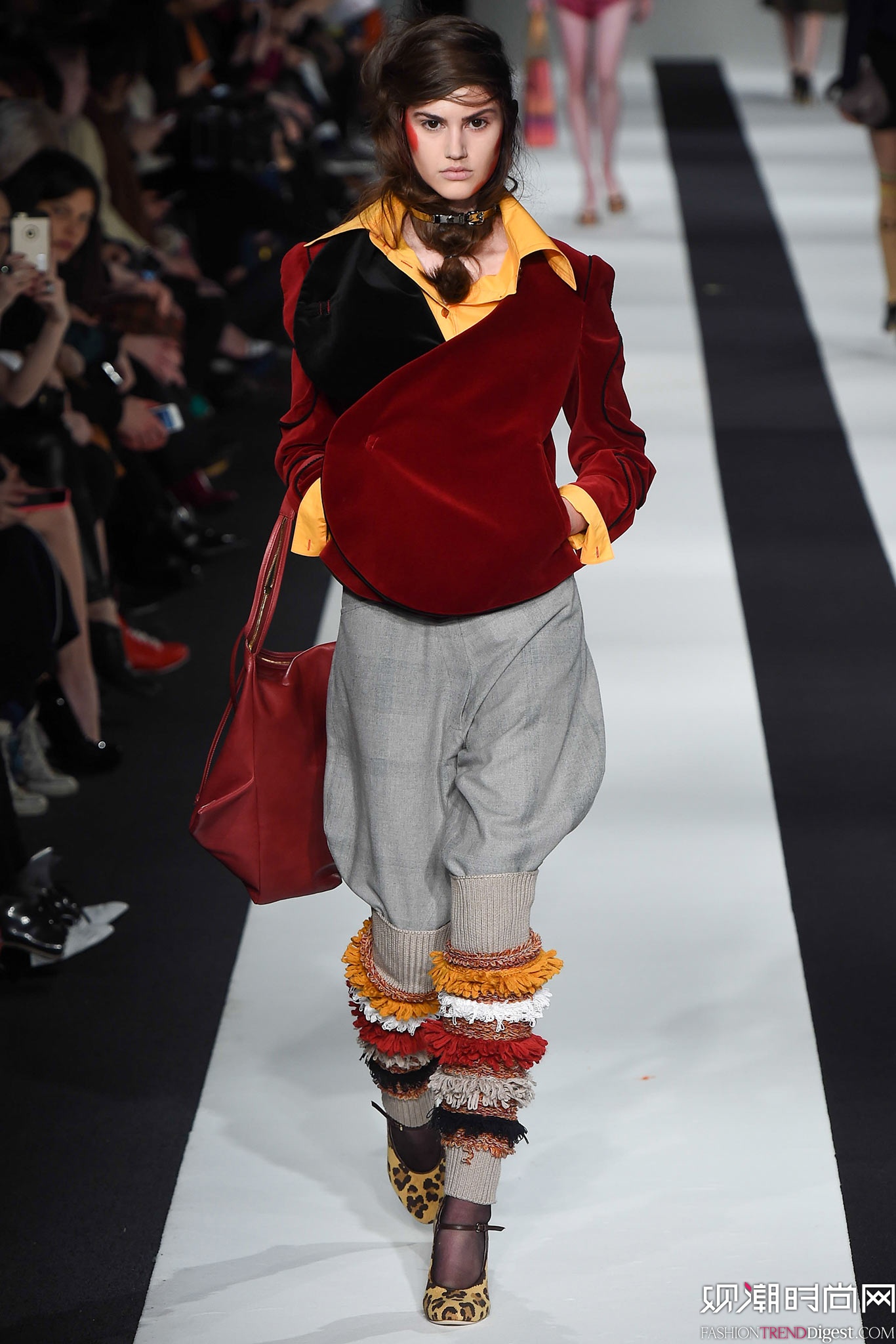 Vivienne Westwood Red Label 2015ﶬʱװϵ㳡ͼƬ