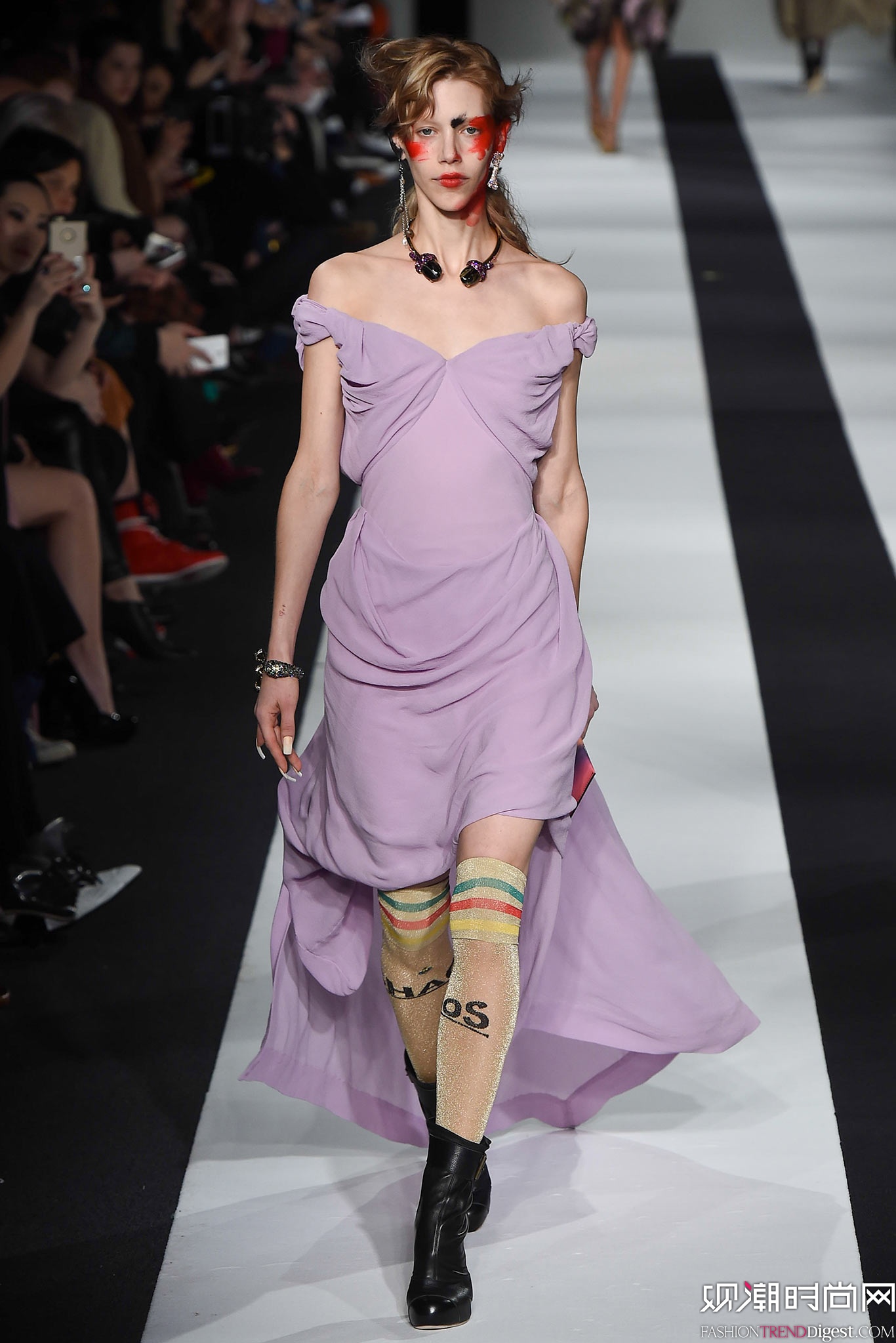 Vivienne Westwood Red Label 2015ﶬʱװϵ㳡ͼƬ