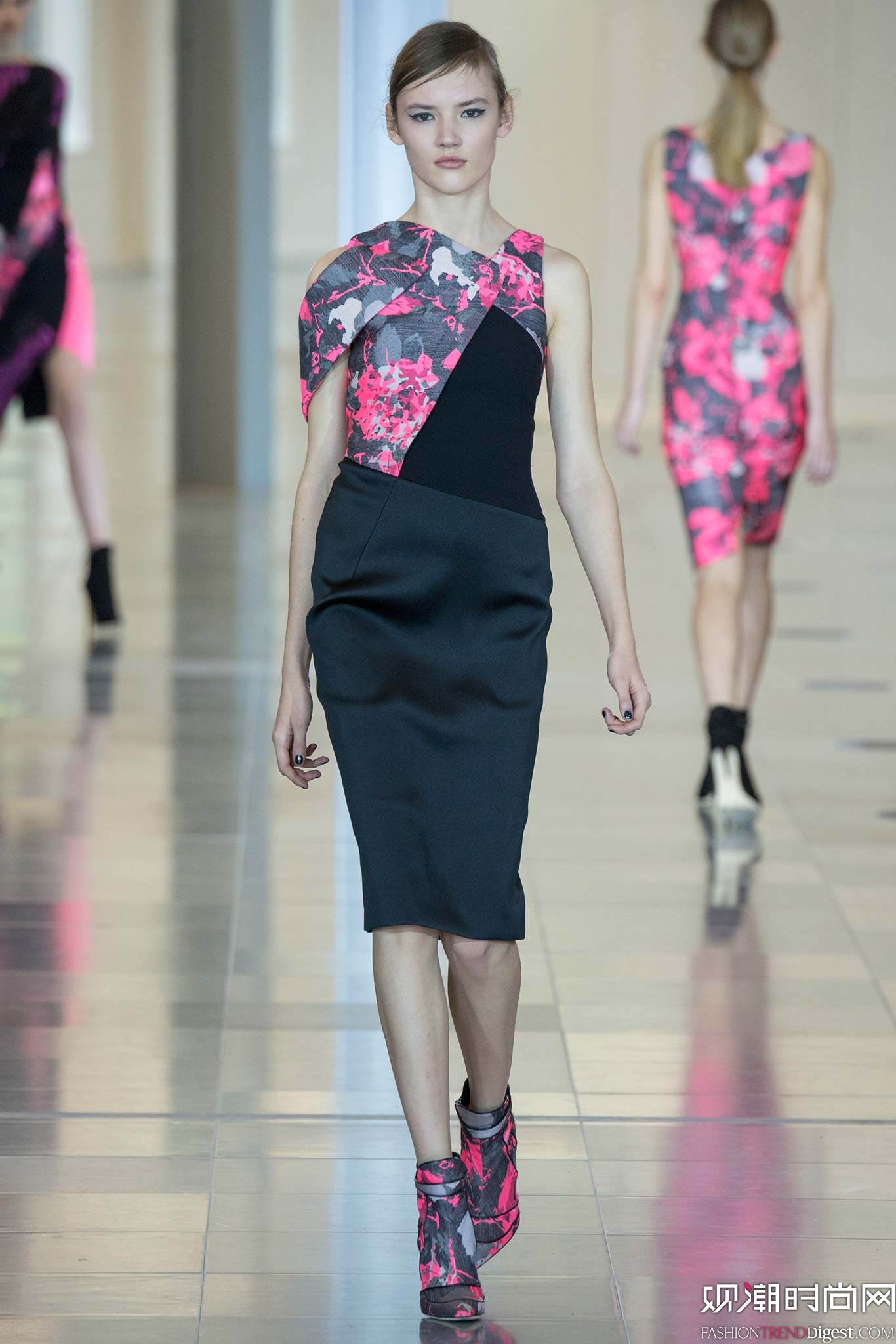 Antonio Berardi 2015ﶬʱװϵ㳡ͼƬ