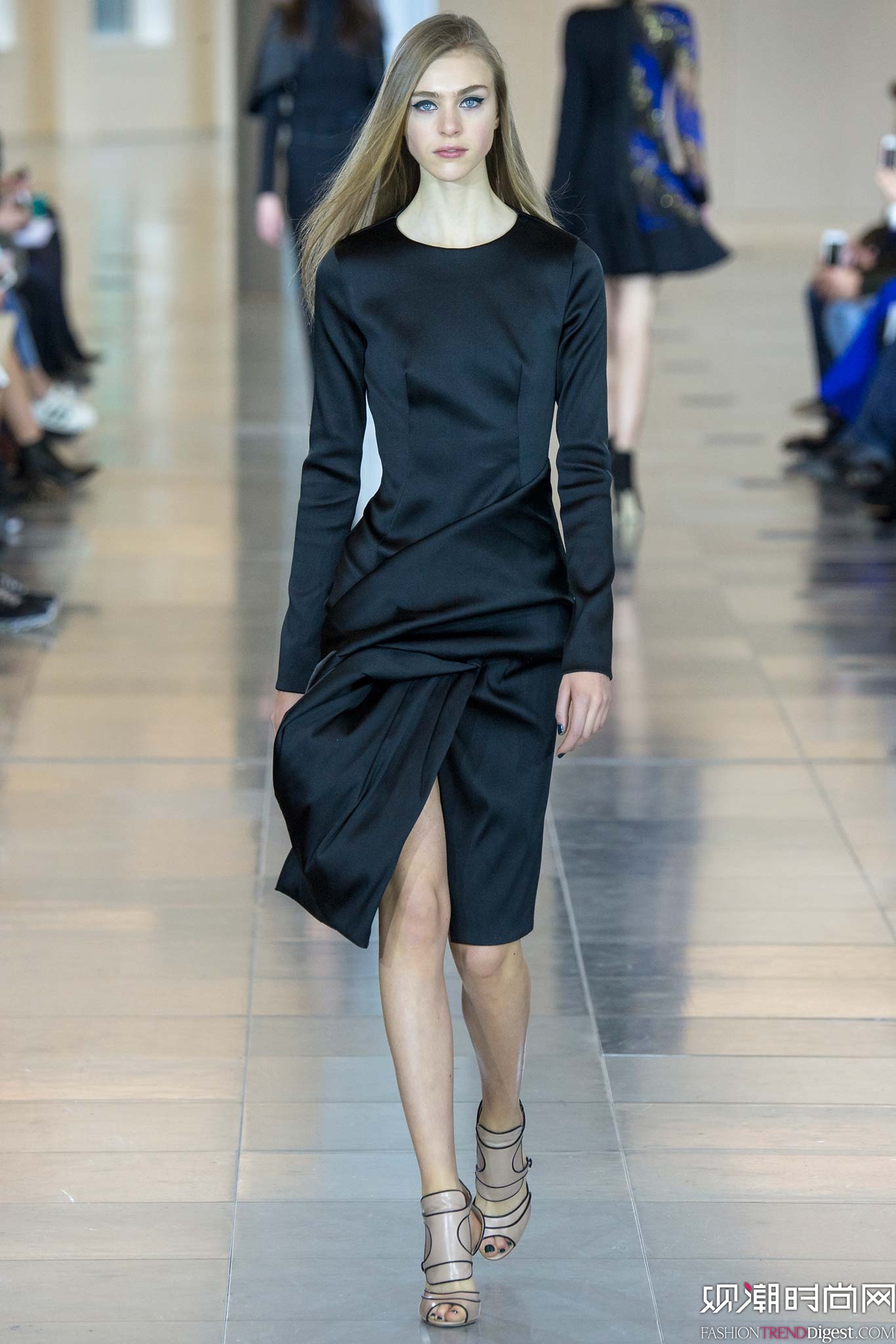 Antonio Berardi 2015ﶬʱװϵ㳡ͼƬ