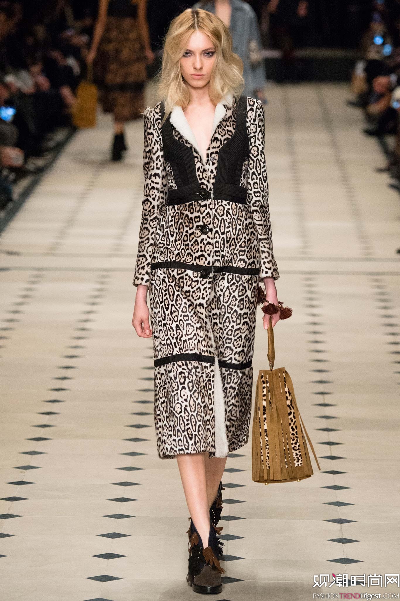 Burberry Prorsum 2015ﶬʱװϵ㳡ͼƬ