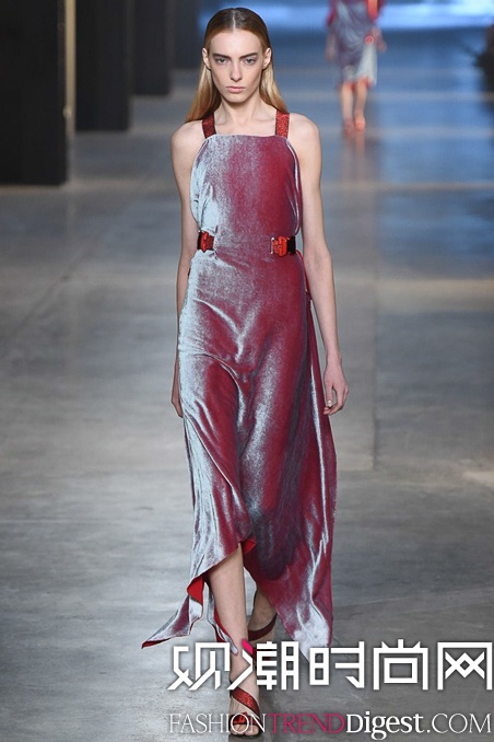 Christopher Kane 2015ﶬʱװϵ㳡ͼƬ