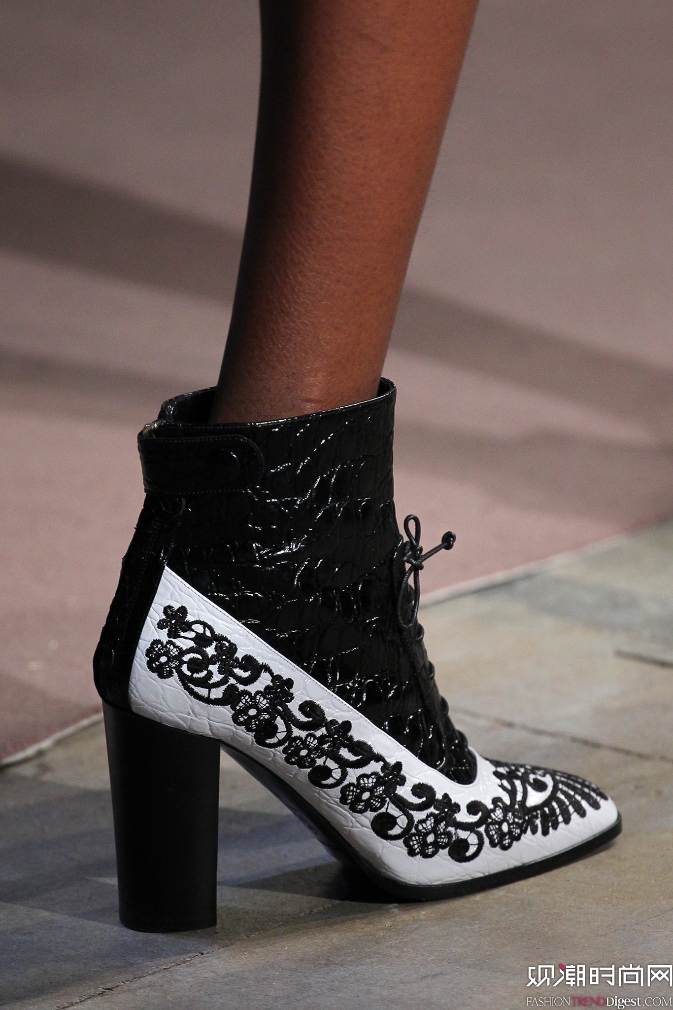 Erdem 2015�ﶬʱװ��ϵ���㳡����ͼƬ