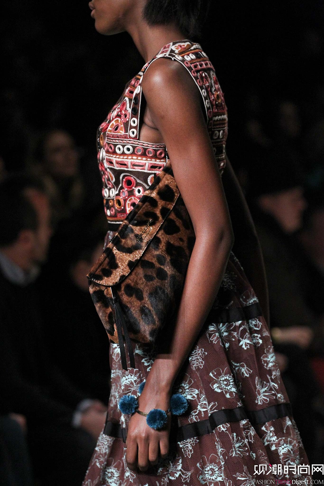 Burberry Prorsum 2015�ﶬʱװ��ϵ���㳡����ͼƬ