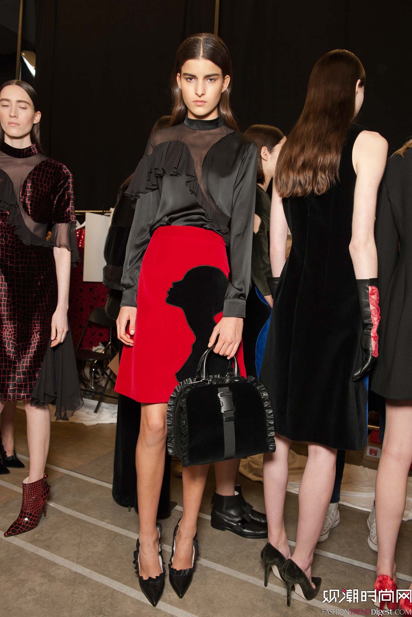 Christopher Kane 2015�ﶬʱװ��ϵ���㳡����ͼƬ