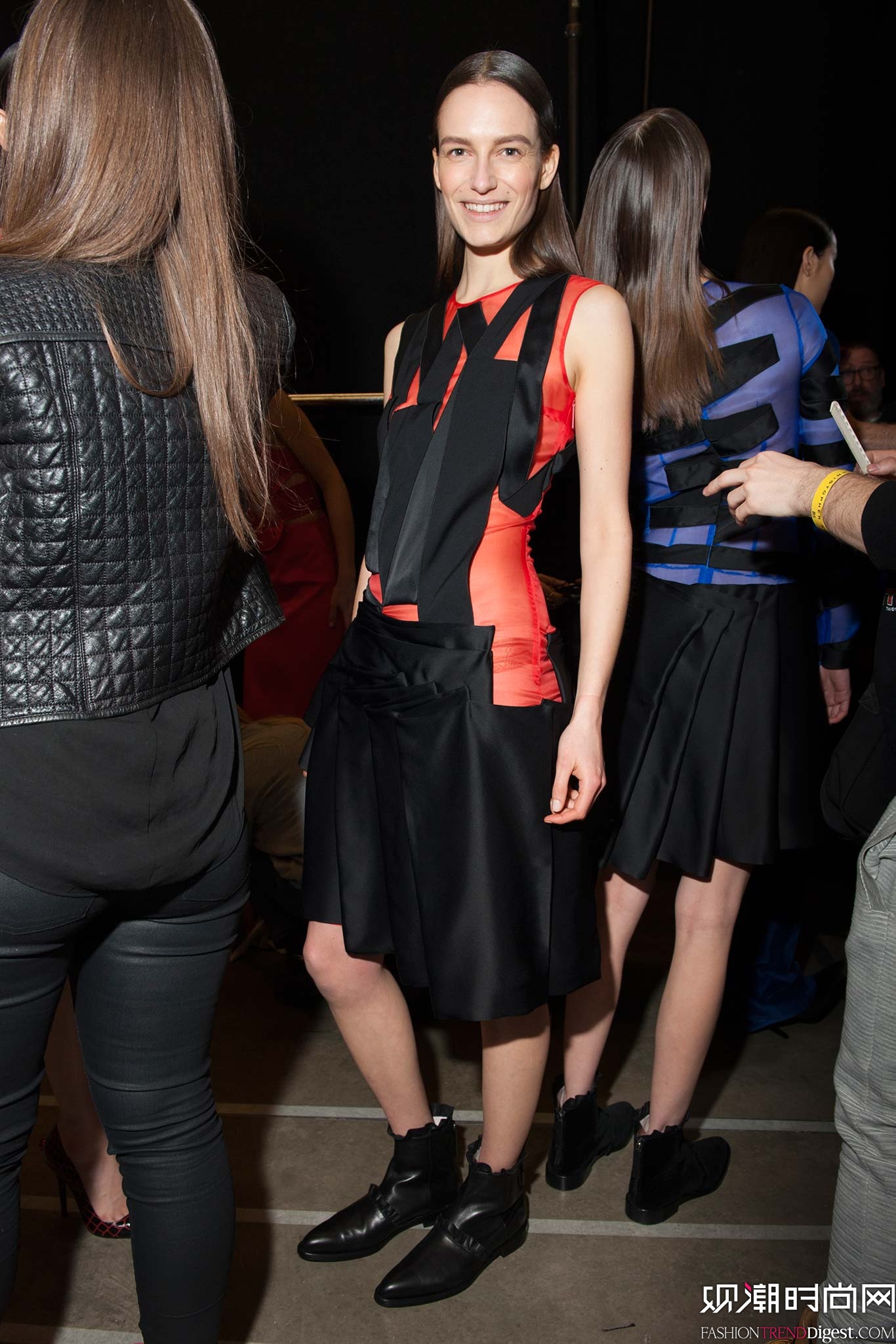 Christopher Kane 2015�ﶬʱװ��ϵ���㳡����ͼƬ