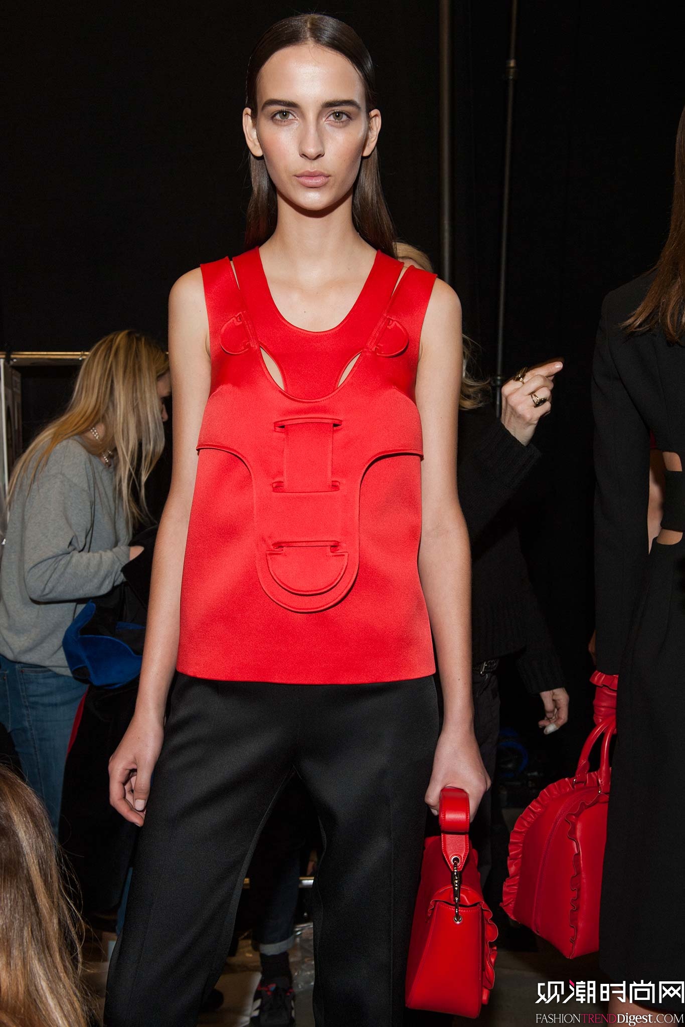 Christopher Kane 2015�ﶬʱװ��ϵ���㳡����ͼƬ