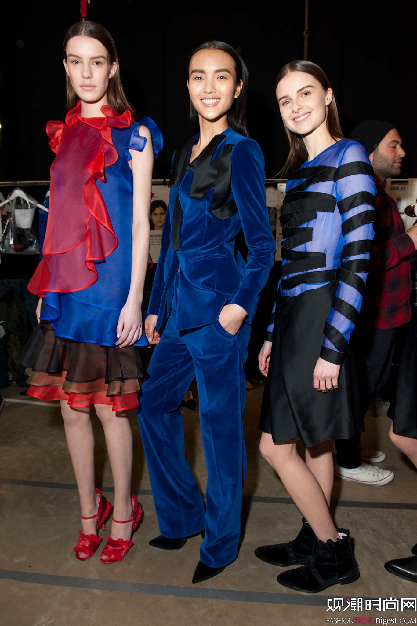Christopher Kane 2015�ﶬʱװ��ϵ���㳡����ͼƬ