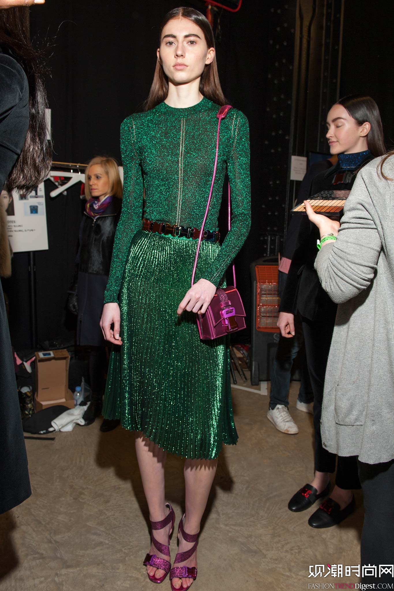 Christopher Kane 2015�ﶬʱװ��ϵ���㳡����ͼƬ
