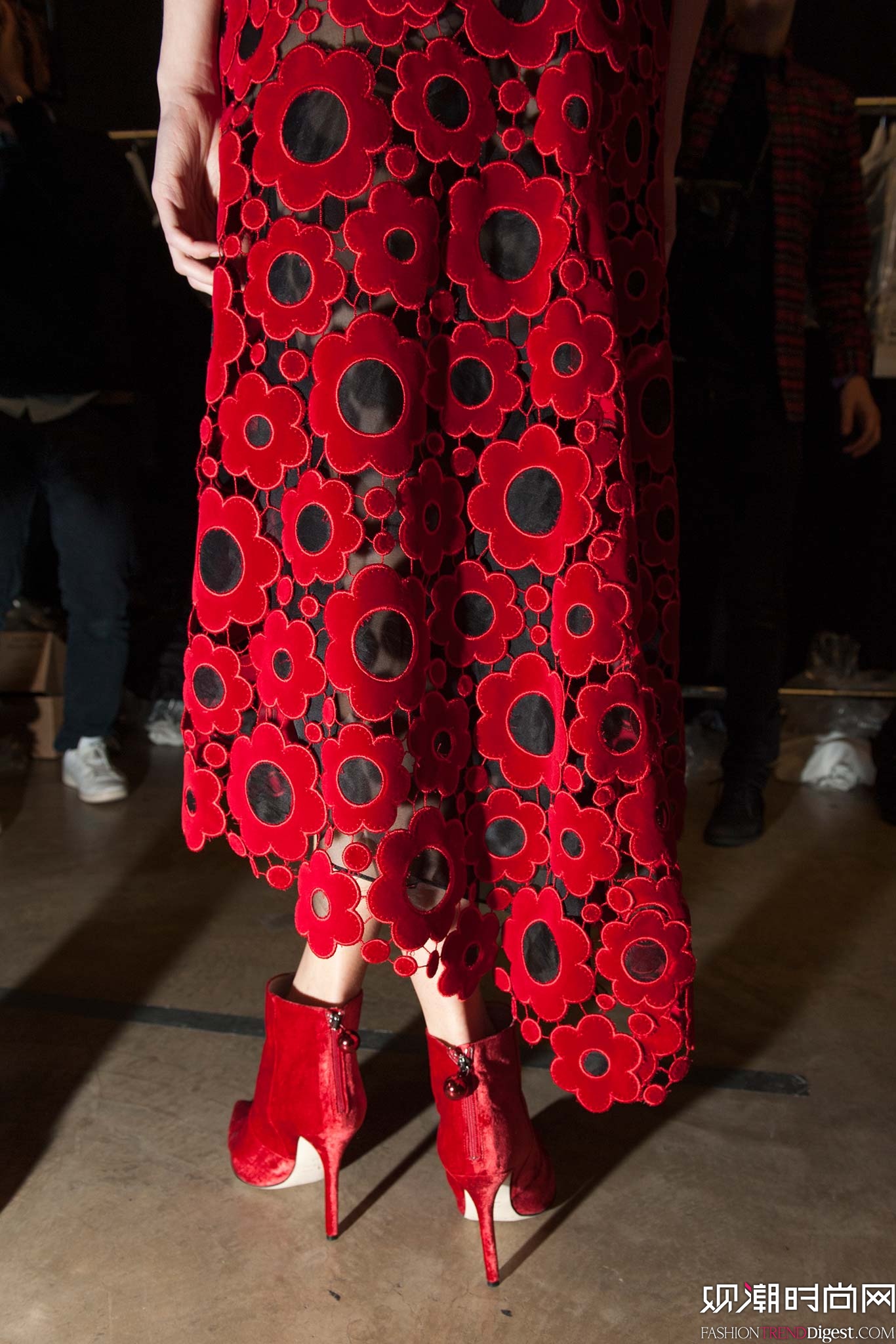 Christopher Kane 2015�ﶬʱװ��ϵ���㳡����ͼƬ
